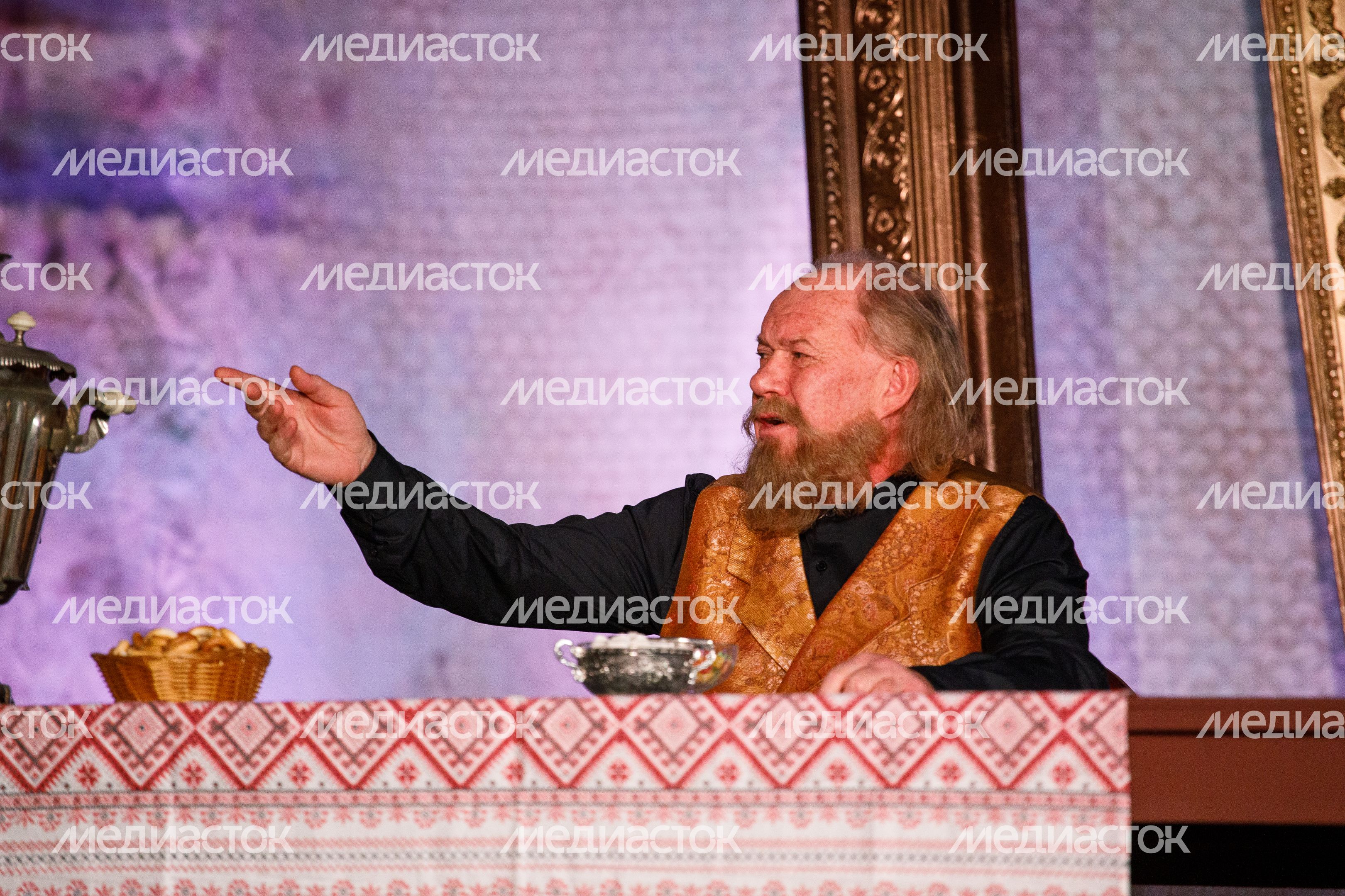 Москва. МГТ «Семейная картина»