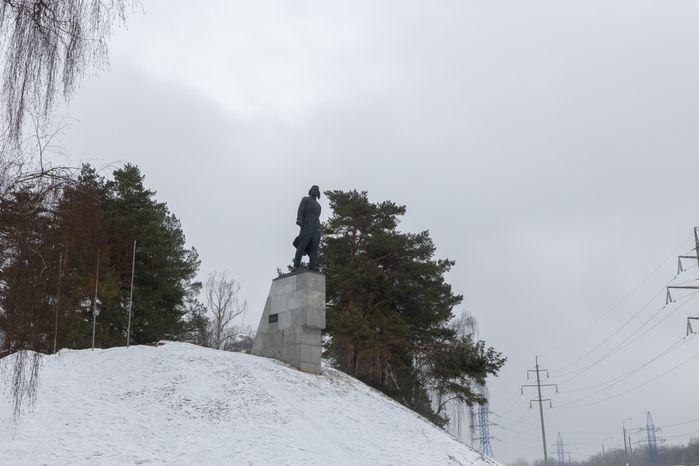 Памятник В.В.Талалихину