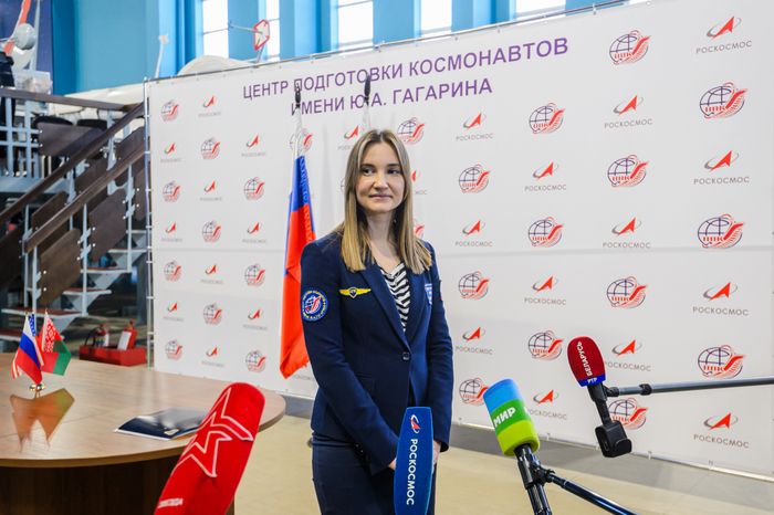Звездный городок. Экзаменационные комплексные тренировки экипажей 21-й экспедиции посещения МКС