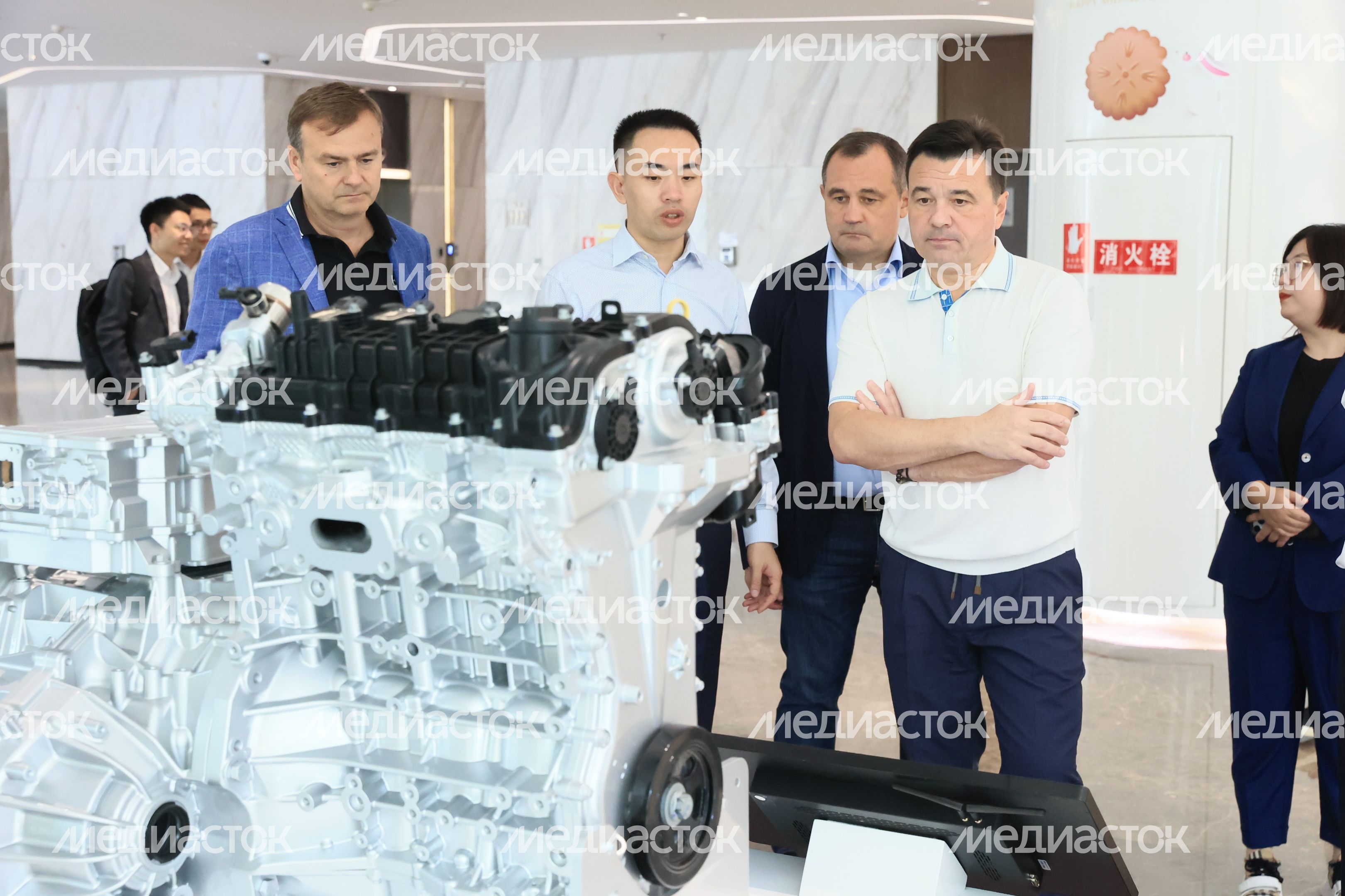 Посещение автозавода Changan Automobile Group в Китае Губернатором Подмосковья