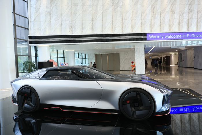 Посещение автозавода Changan Automobile Group в Китае Губернатором Подмосковья