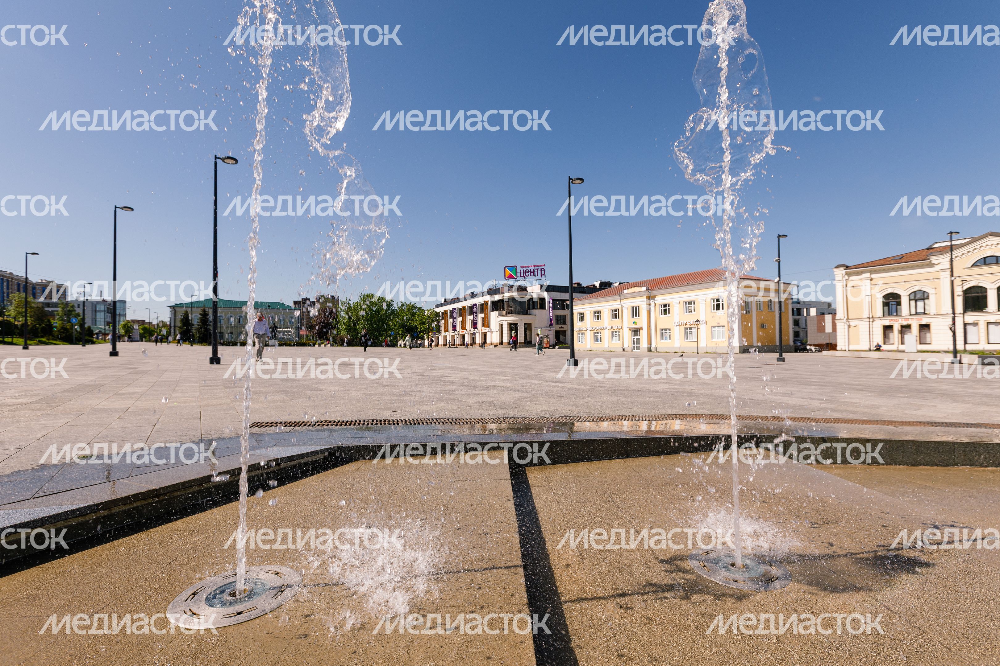 Фонтан на Советской площади в Дмитрове Фонтан на Советской площади в Дмитрове
