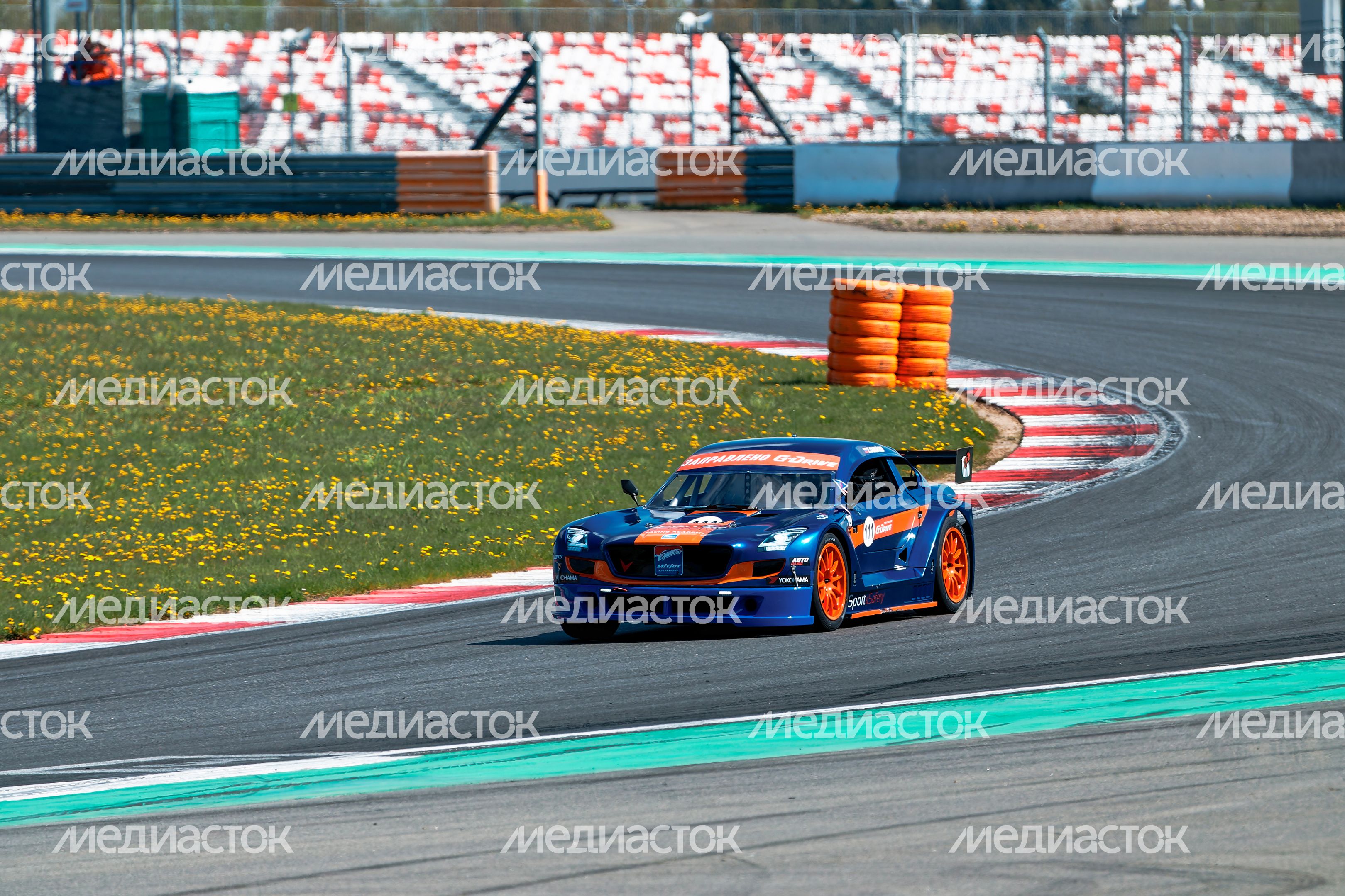Гоночный уик-енд в Волоколамском округе на трассе Moscow Raceway