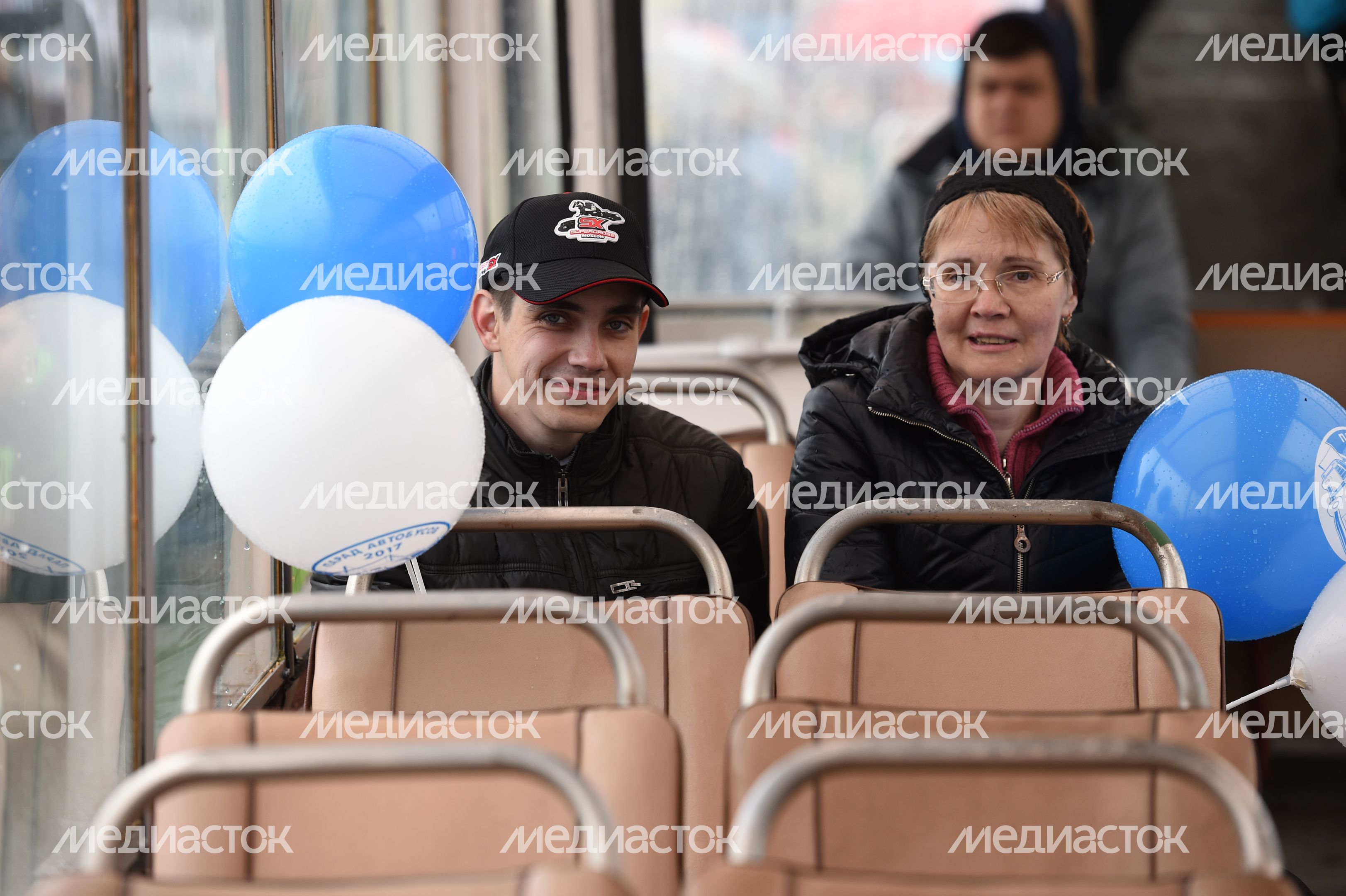 Выставка ретротехники ко Дню московского транспорта