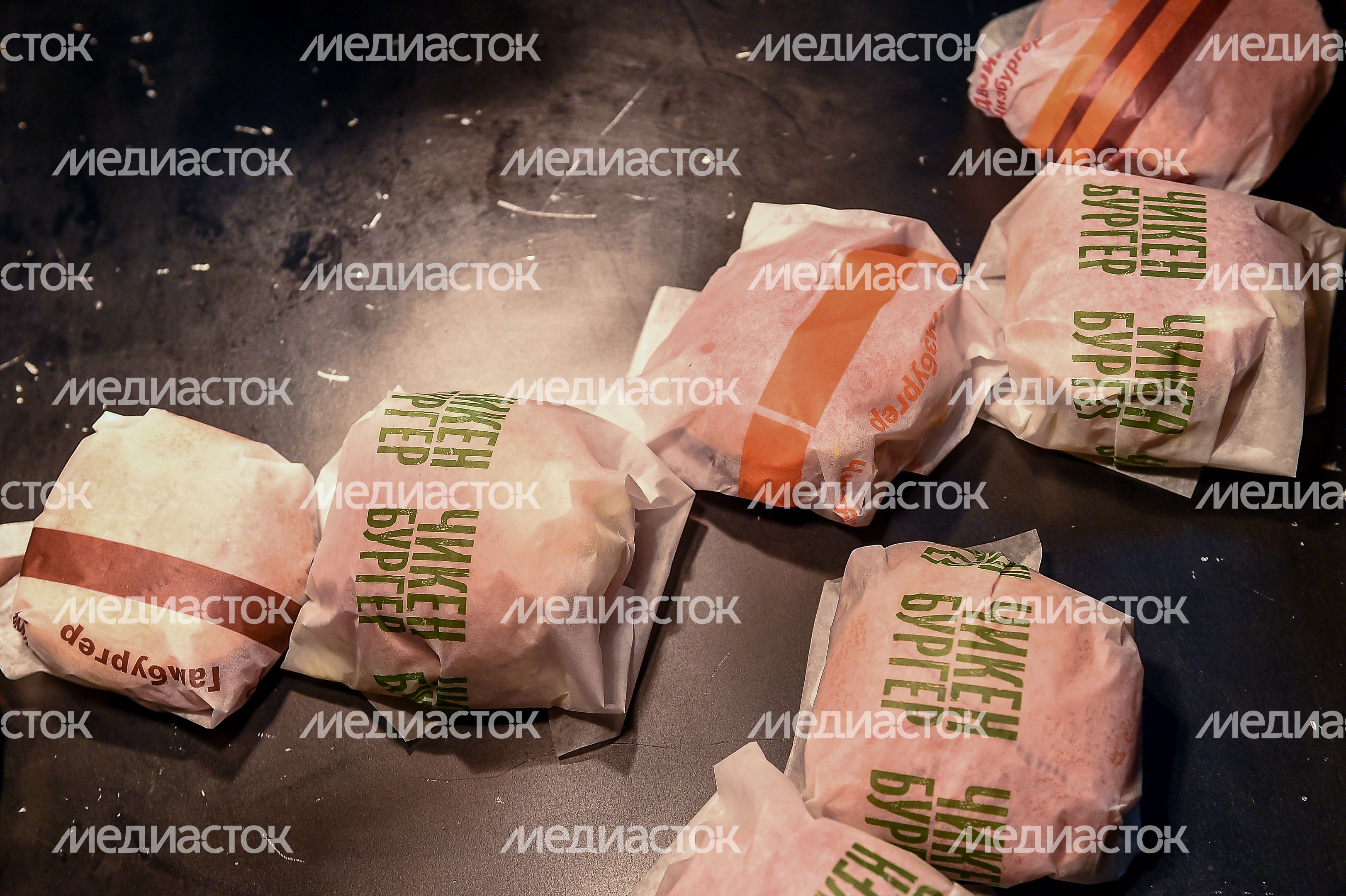 Открытие российской сети ресторанов «Вкусно — и точка!»