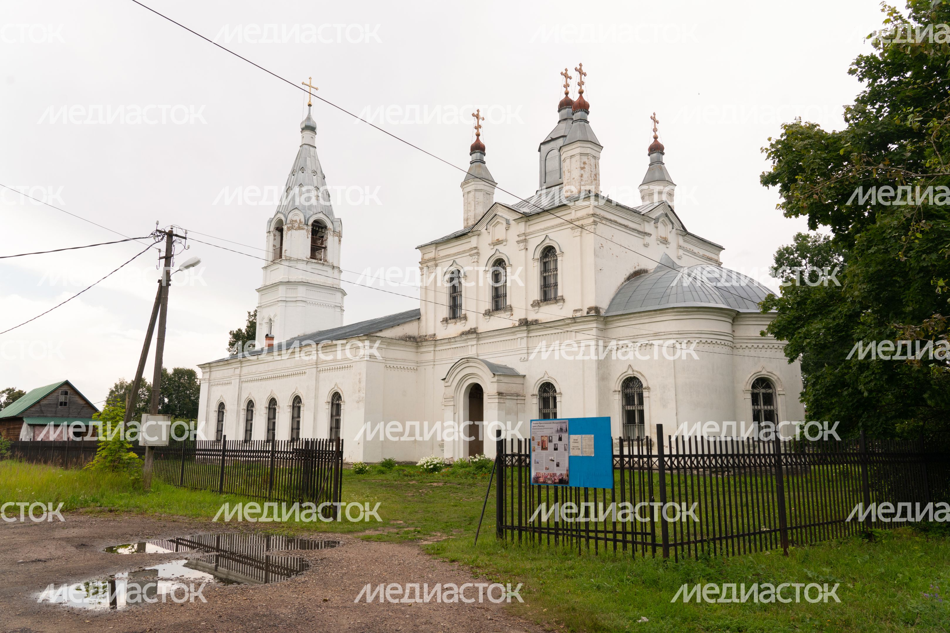 Шаховская. Воскресенский храм села Раменье