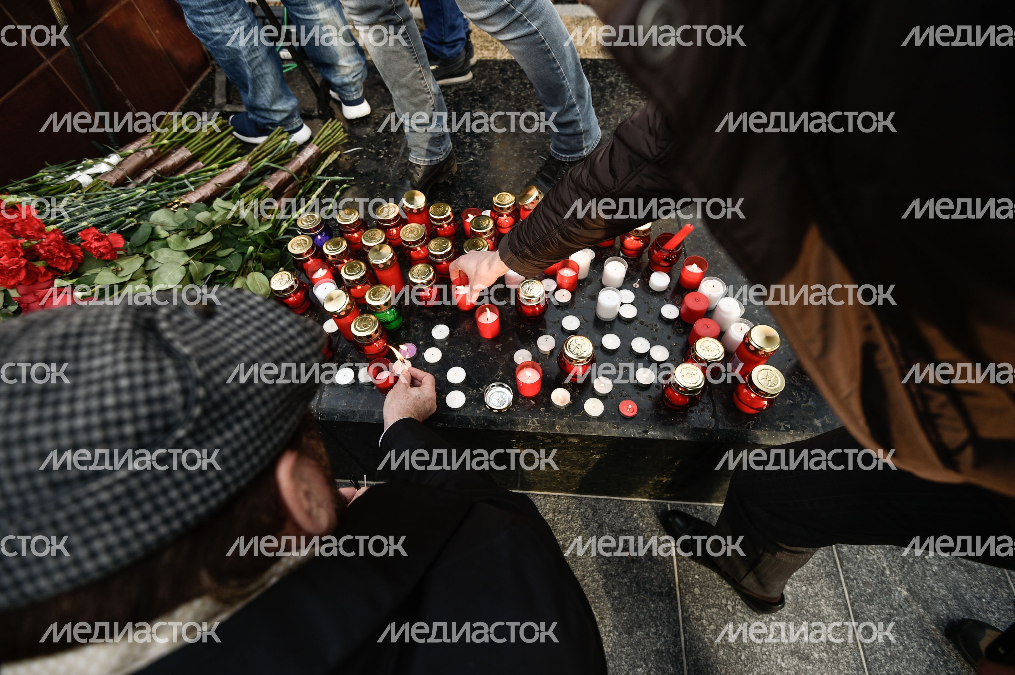 Траурный митинг памяти 11 жертв теракта в Санкт-Петербурге