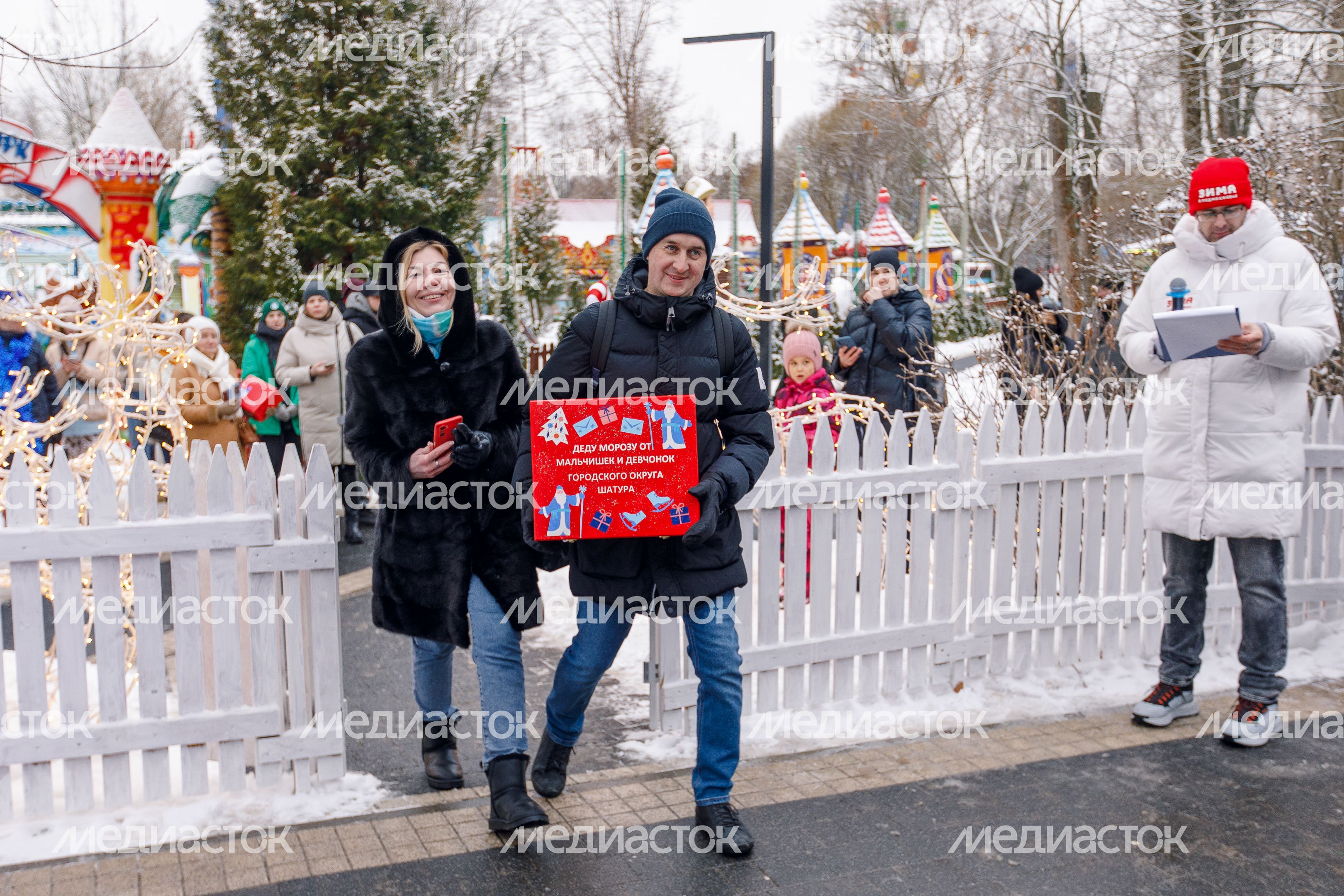 Письма детей отправились к Деду Морозу в Великий Устюг