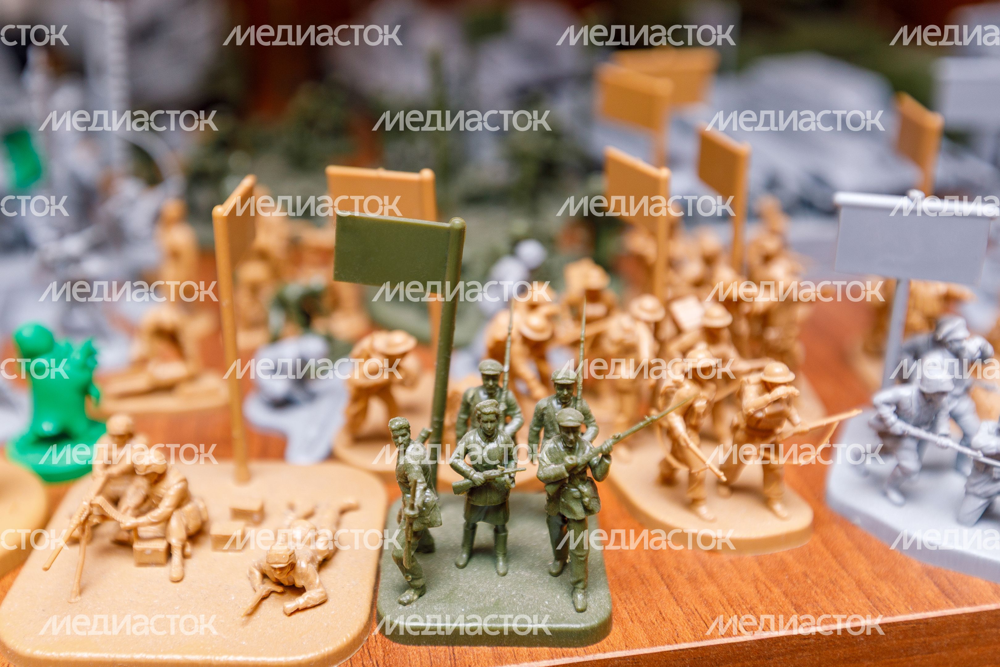 Производство игрушек и сборных моделей на лобненском предприятии "Звезда" Производство игрушек и сборных моделей на лобненском предприятии "Звезда"