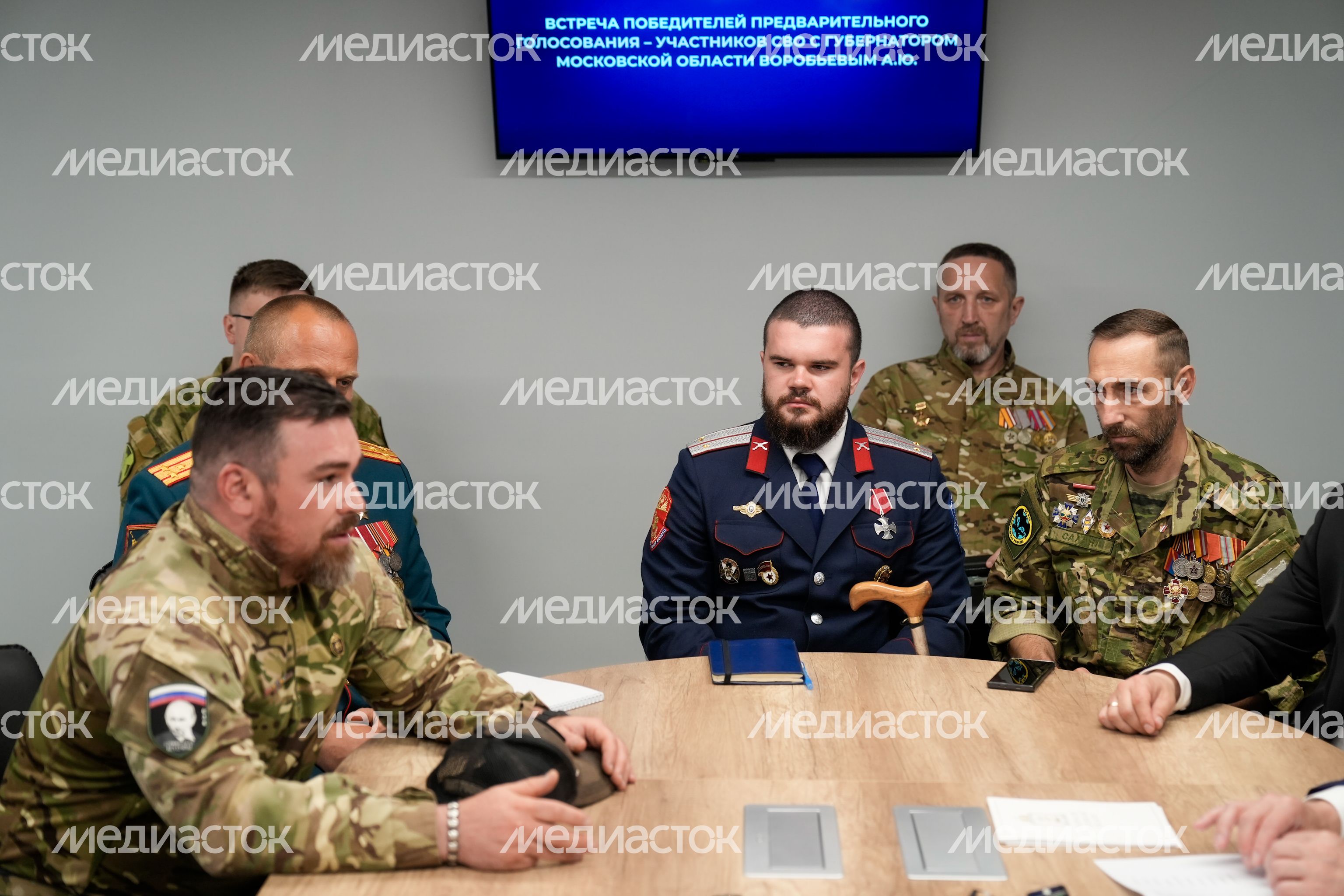 Встреча с участниками СВО - победителями предварительного голосования "Единой России" Встреча с участниками СВО - победителями предварительного голосования "Единой России"