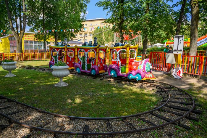 Аттракцион «Паровозик» в городском парке культуры и отдыха «Пегас» в Егорьевске