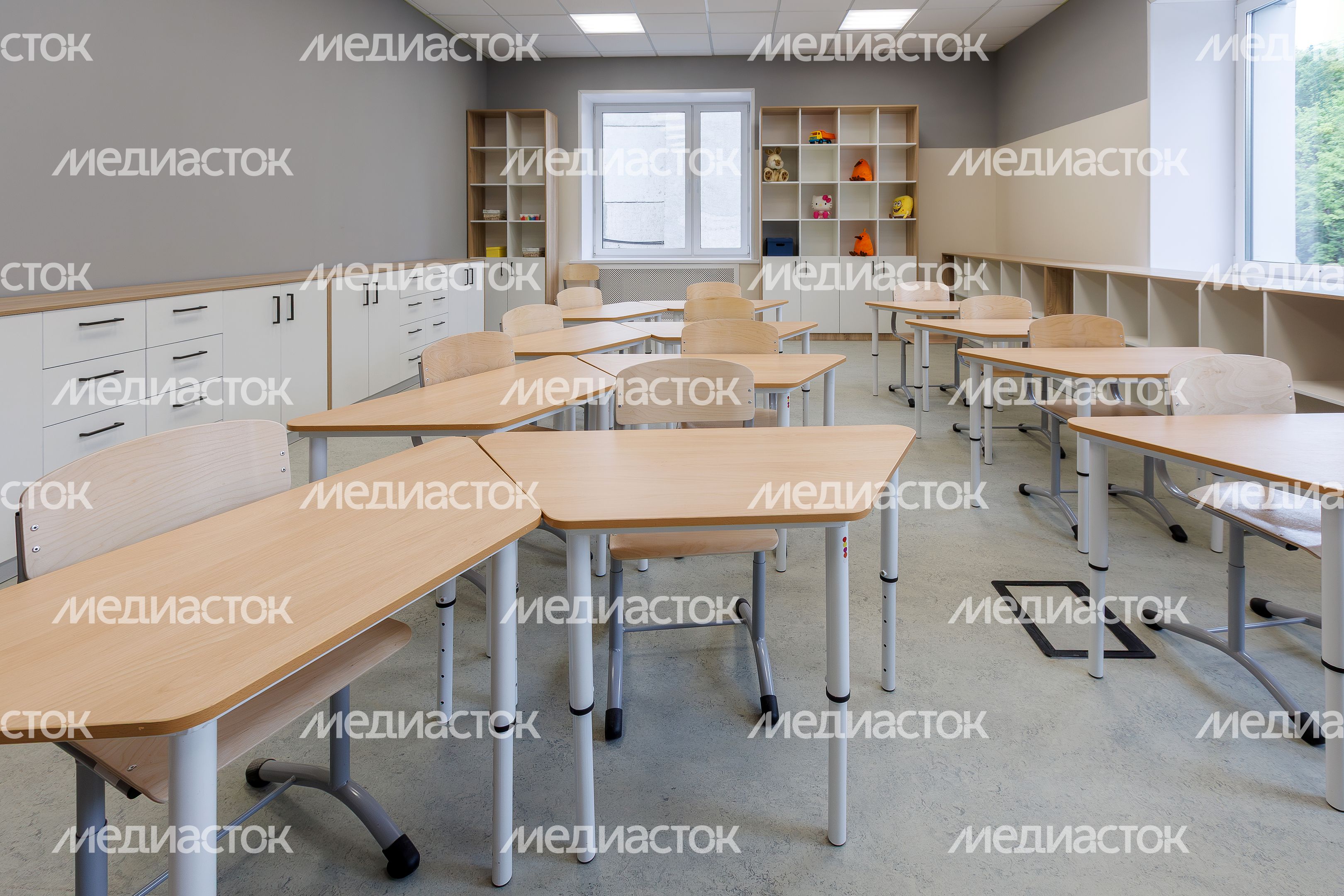 Зал для занятий творческих кружков в культурно-досуговом центре «Заря» в Балашихе после капитального ремонта Зал для занятий творческих кружков в культурно-досуговом центре «Заря» в Балашихе после капитального ремонта