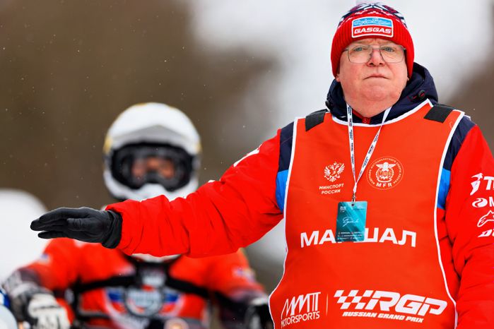 Второй день суперфинала личного чемпионата России по ледовому спидвею в Красногорске