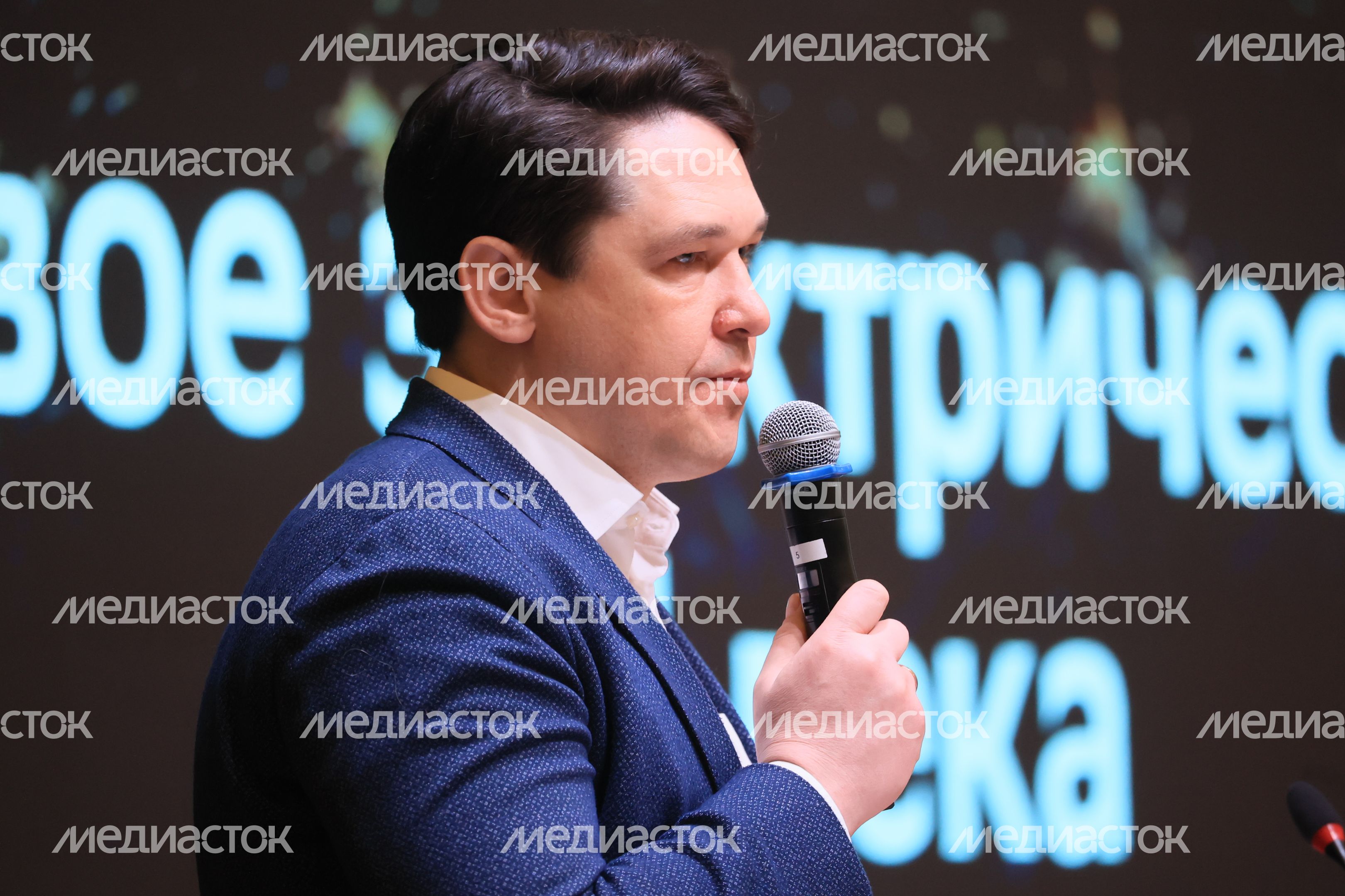 Обучающий семинар для членов правительства региона и глав округов на тему искусственного интеллекта с участием Губернатора Подмосковья