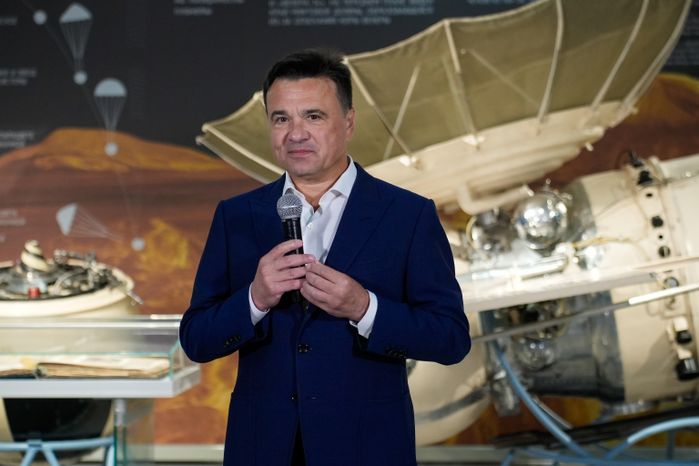Андрей Воробьев вручил награды лучшим сотрудникам НПО им. С.А. Лавочкина