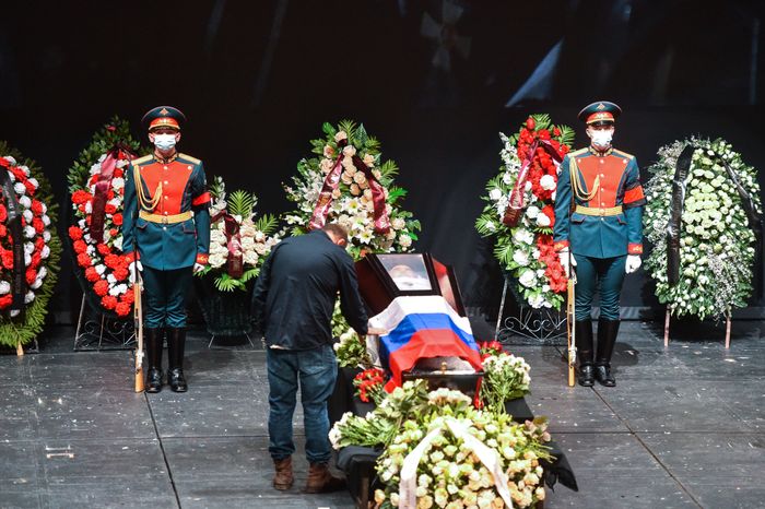 Церемония прощания с артистом Валерием Хлевинским в Московском художественном театре имени Чехова