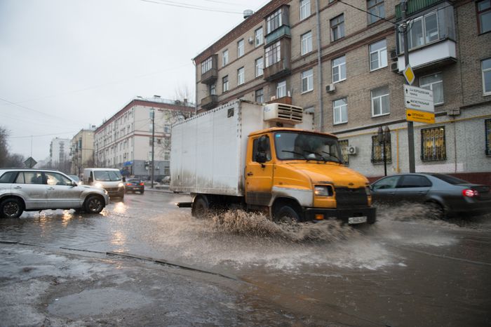 Сильный дождь в Москве