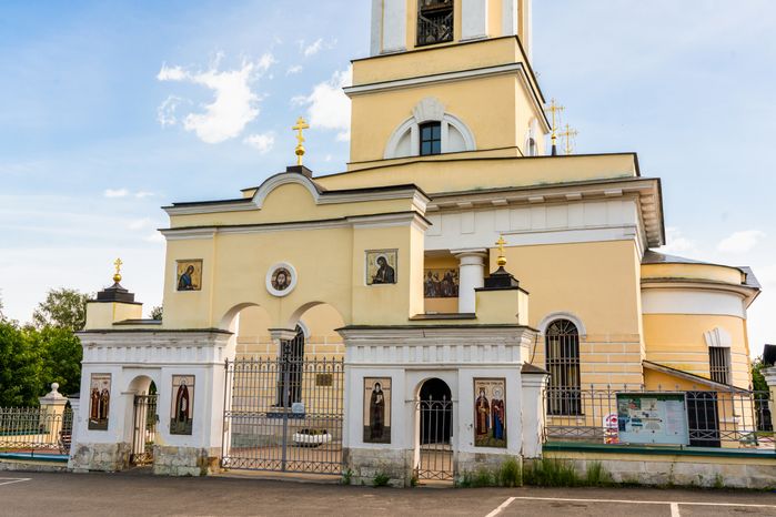 Церковь Зачатия праведной Анною Пресвятой Богородицы (Зачатьевская церковь) в Чехове