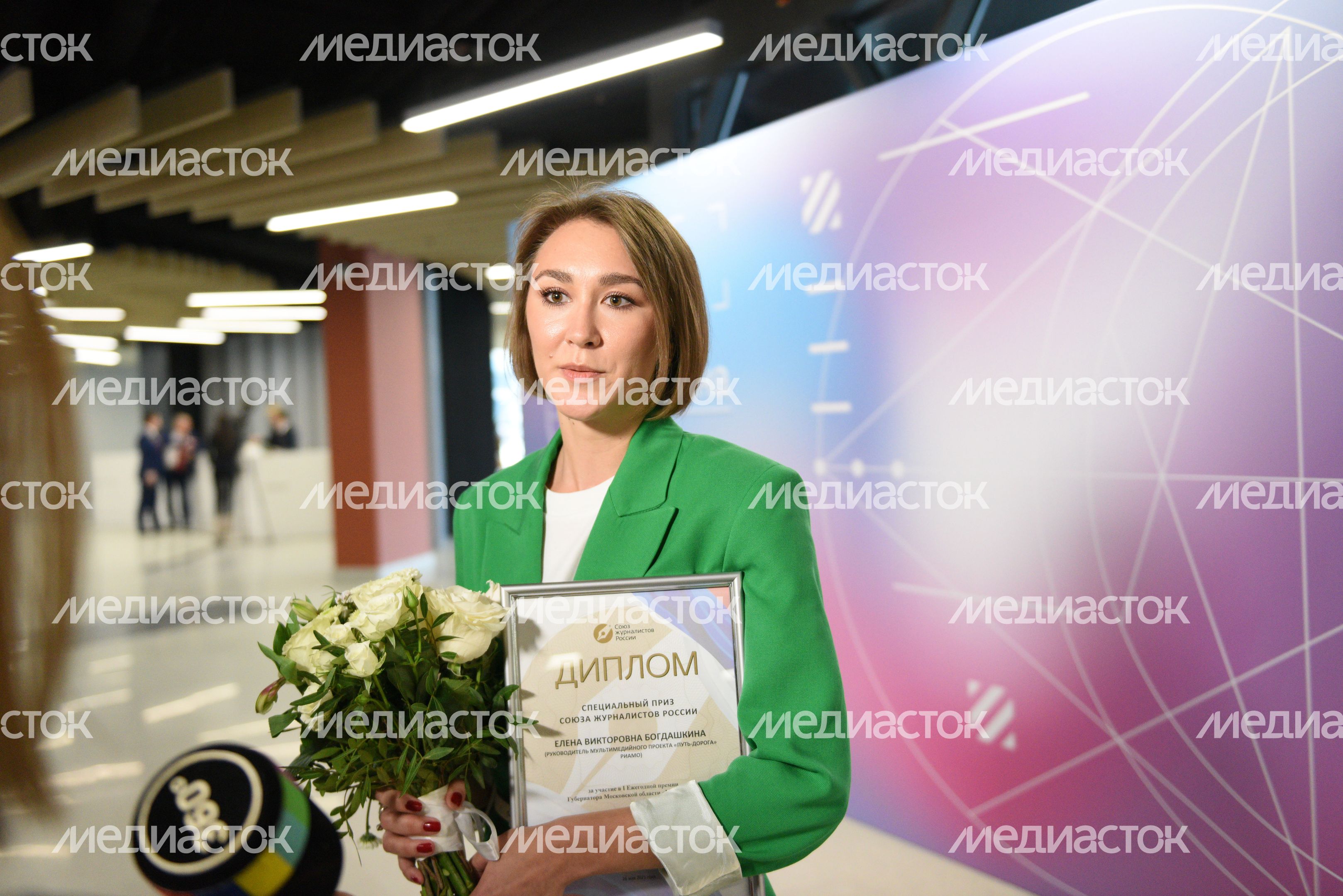 Интервью с журналистами после церемонией вручения премии «Медиана»