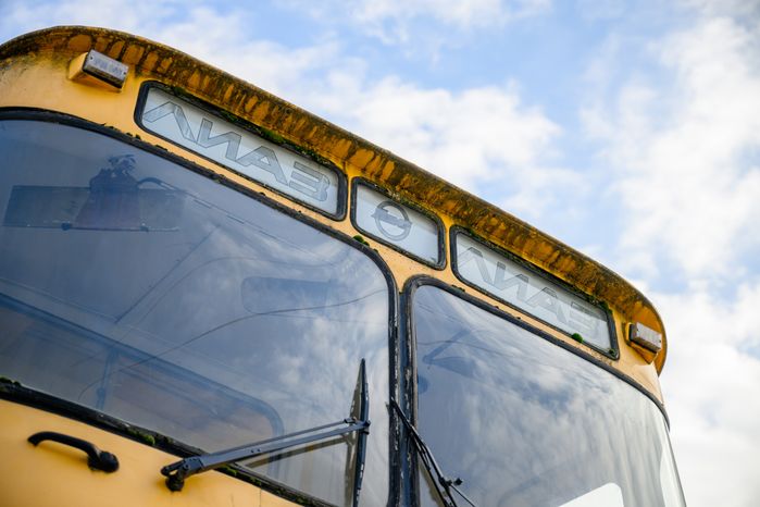 Памятник автобусу ЛиАЗ-677 «Ветеран дорог» в Ликино-Дулево
