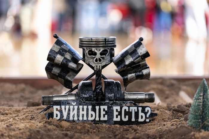 «Мотовесна-2026»: заезд по трассе с препятствиями на мотоциклах суперэндуро в Центральном парке «Патриот»
