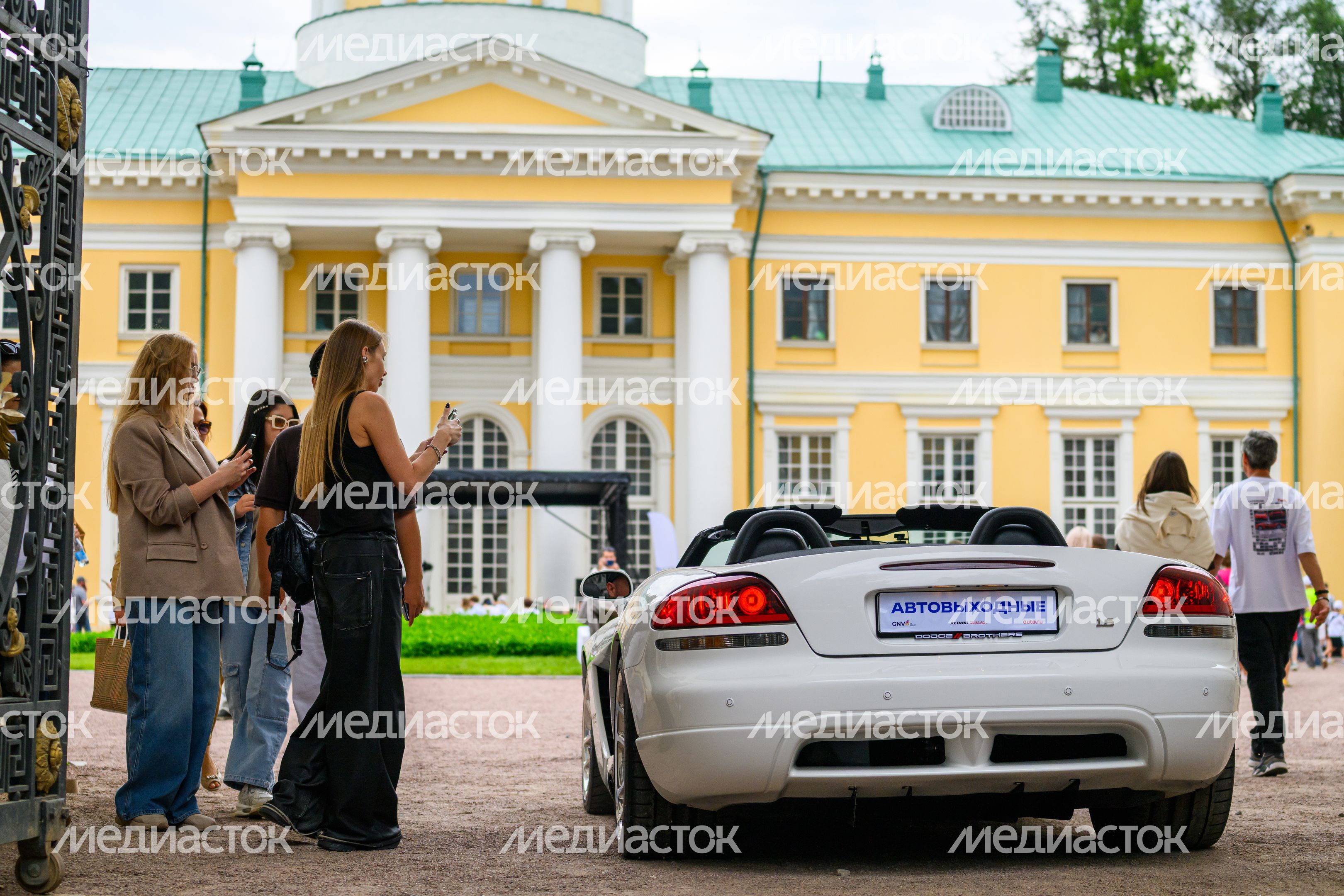 Автовыходные в музее-заповеднике "Архангельское" Автовыходные в музее-заповеднике "Архангельское"