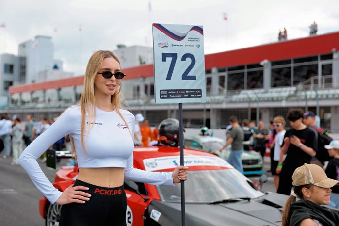 Российская серия кольцевых гонок сезона 2026 года на трассе Moscow Raceway в Волоколамском округе