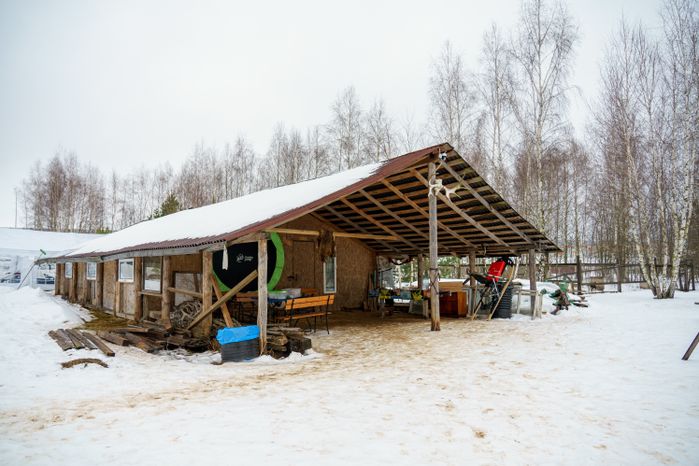 Чукотское стойбище "Хаски парк" в Раменском округе зимой