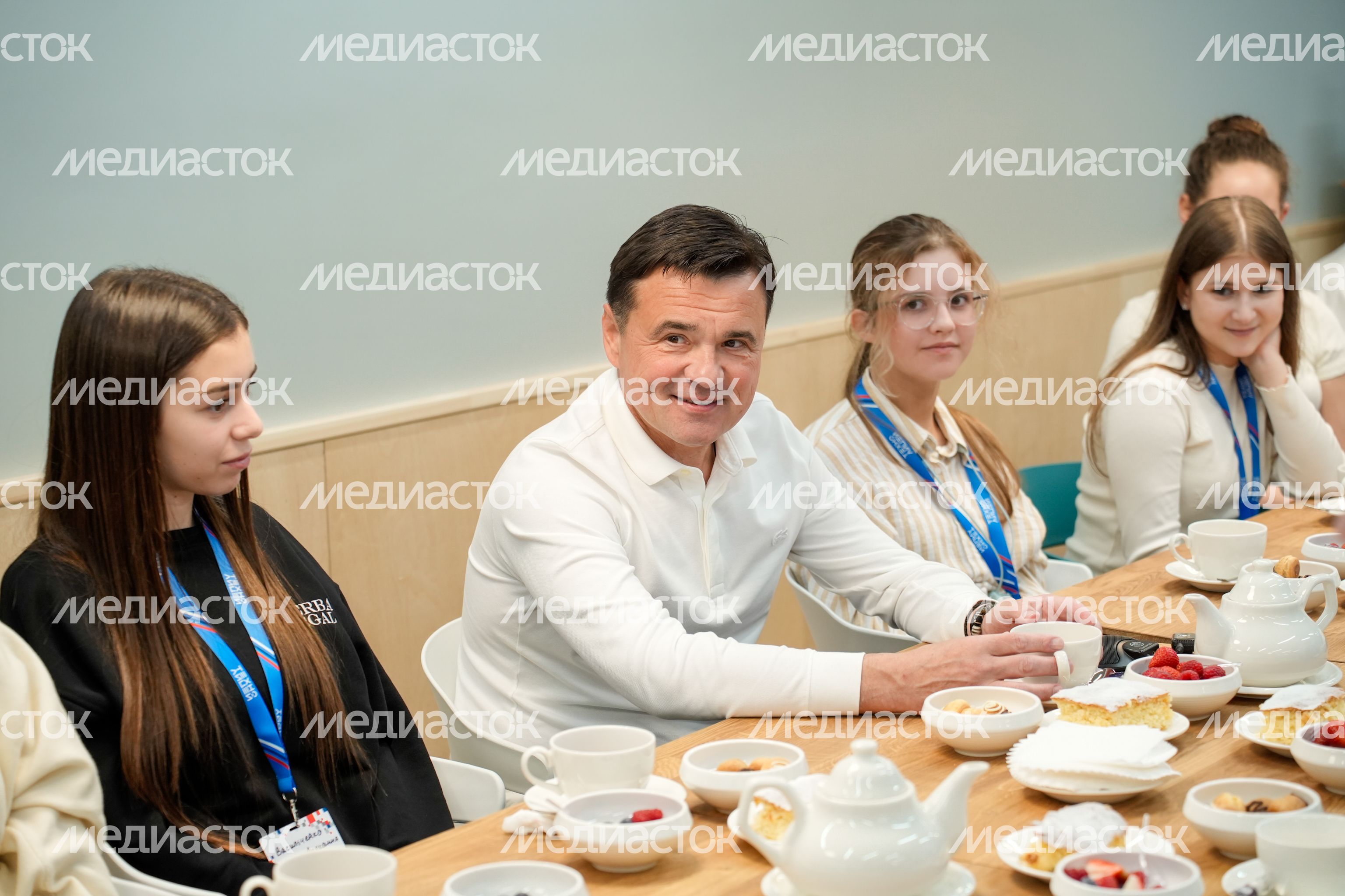 Андрей Воробьев приехал в Технолицей им. В.И. Долгих и пообщался с ребятами Андрей Воробьев приехал в Технолицей им. В.И. Долгих и пообщался с ребятами