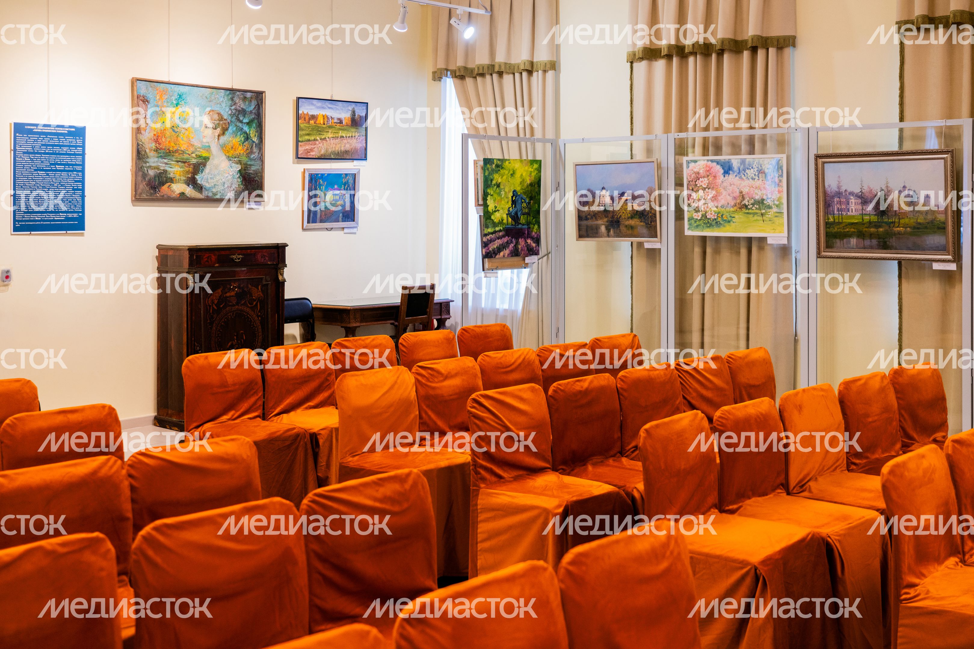 Выставка «Лирика пушкинских пленэров» в музее-заповеднике А.С. Пушкина Одинцовского округа Выставка «Лирика пушкинских пленэров» в музее-заповеднике А.С. Пушкина Одинцовского округа