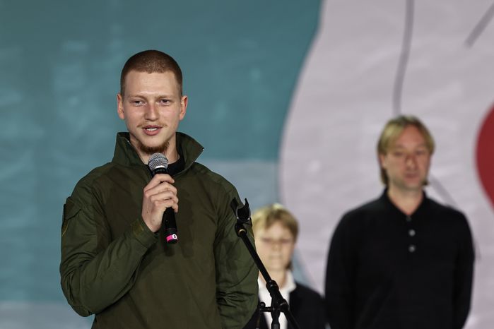 Лауреатами премии "Мы рядом. Доброе дело" стали 70 человек