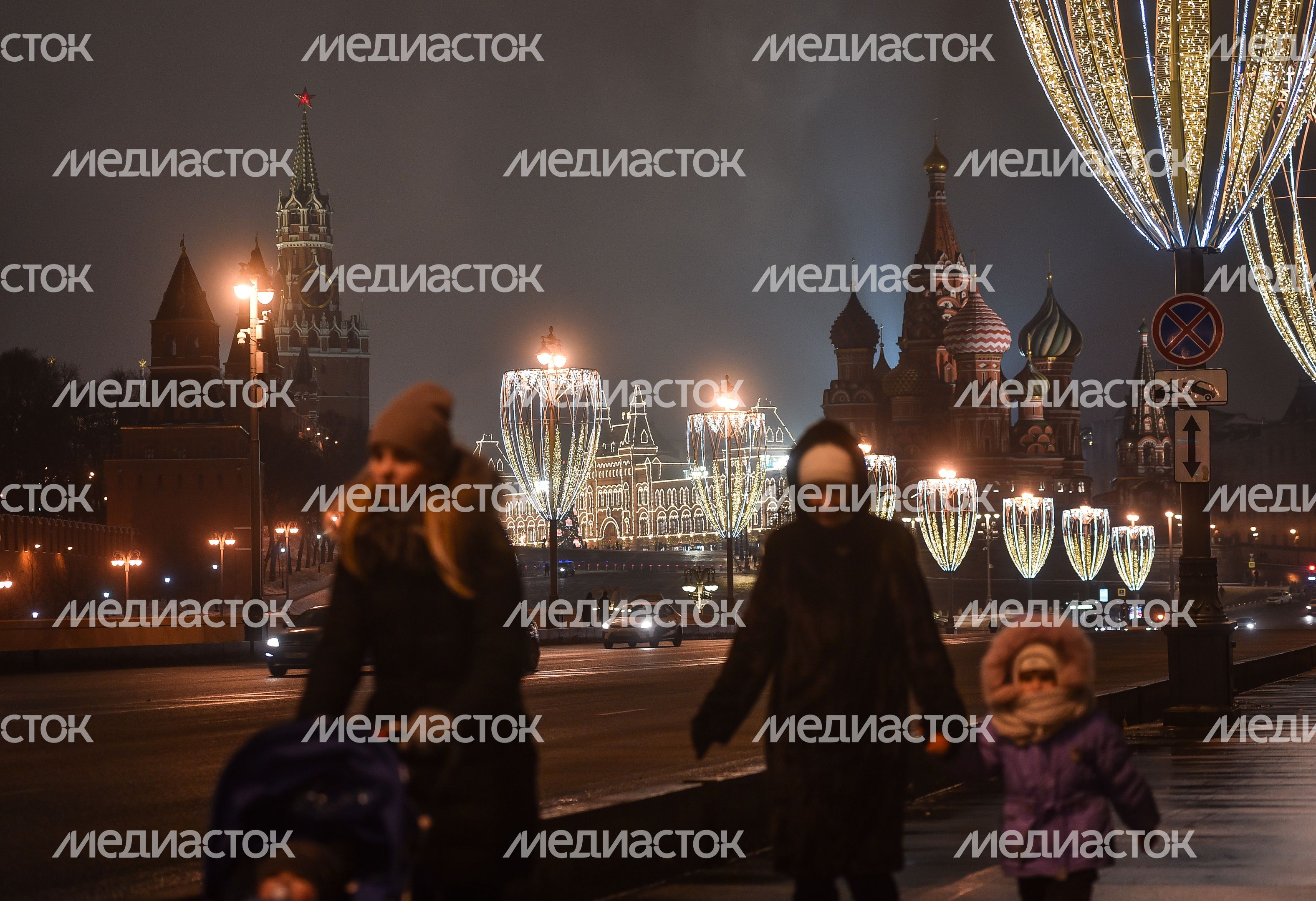 Новогодняя иллюминация в Москве
