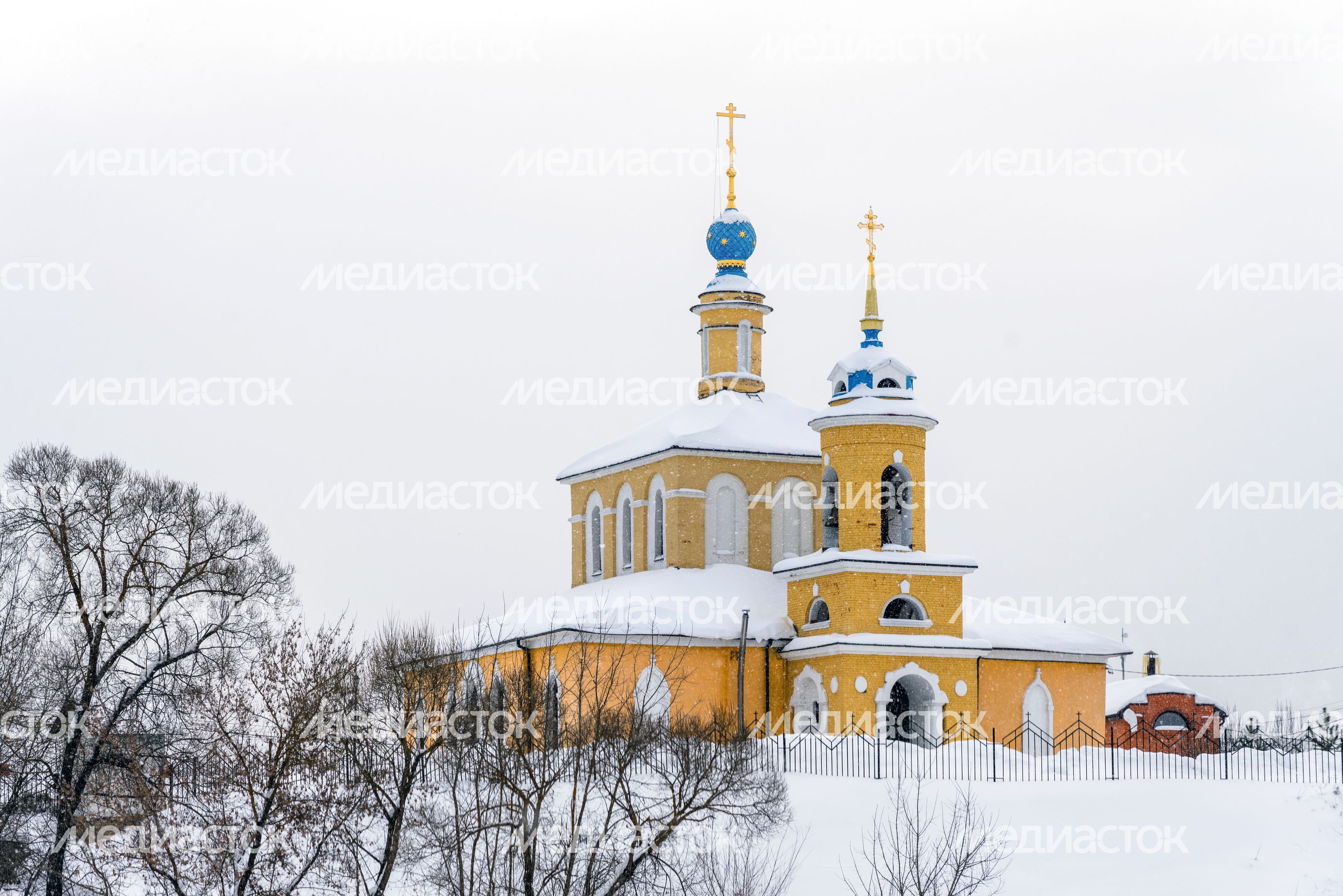 Церковь Рождества Пресвятой Богородицы в пос. Колюбакино Рузского округа Церковь Рождества Пресвятой Богородицы в пос. Колюбакино Рузского округа