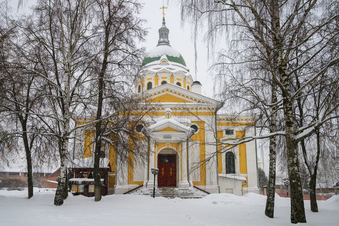 Иоанно-Предтеченский собор на территории Зарайского кремля