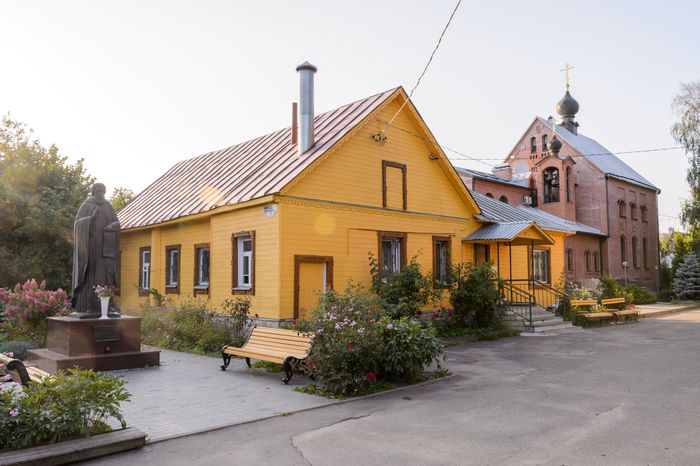 Пушкино. Сретенская церковь
