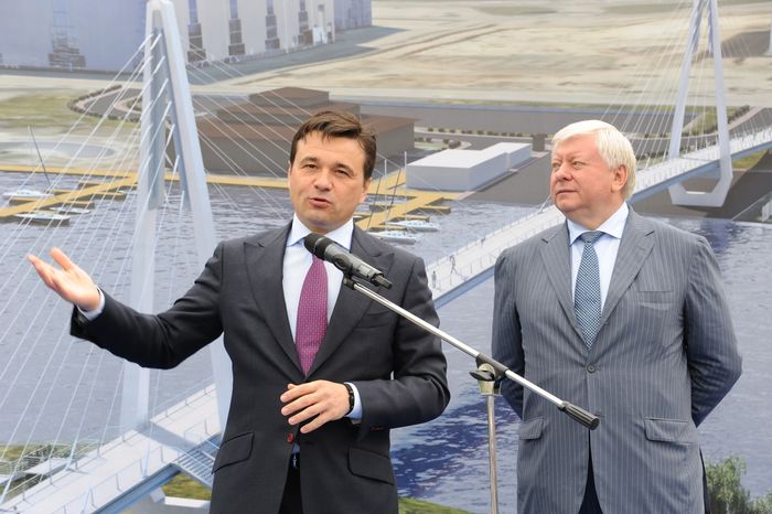 Андрей Воробьев на старте строительства моста