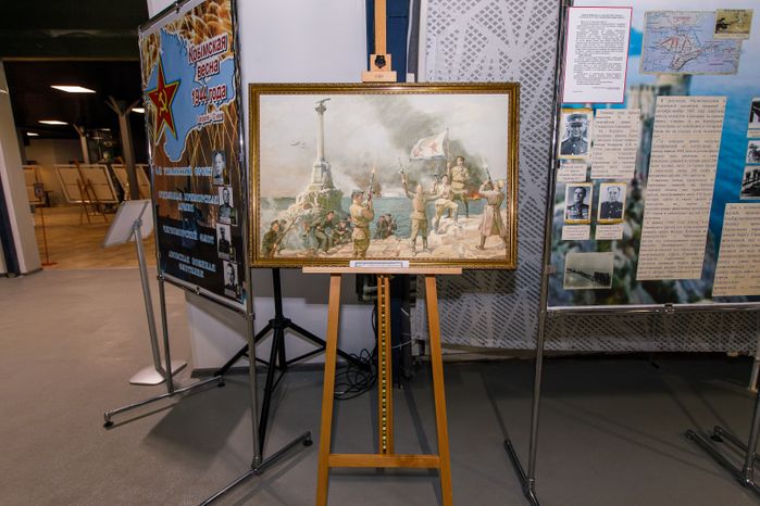 Объединенная историческая выставка в парке «Патриот», посвященная значимым датам апреля