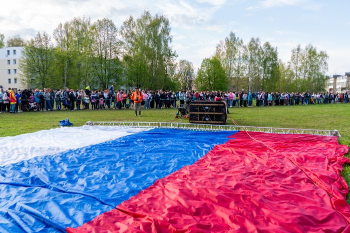 Воздушные шары поднялись в небо над Клином в фестивале воздухоплавания «Город на ладони»