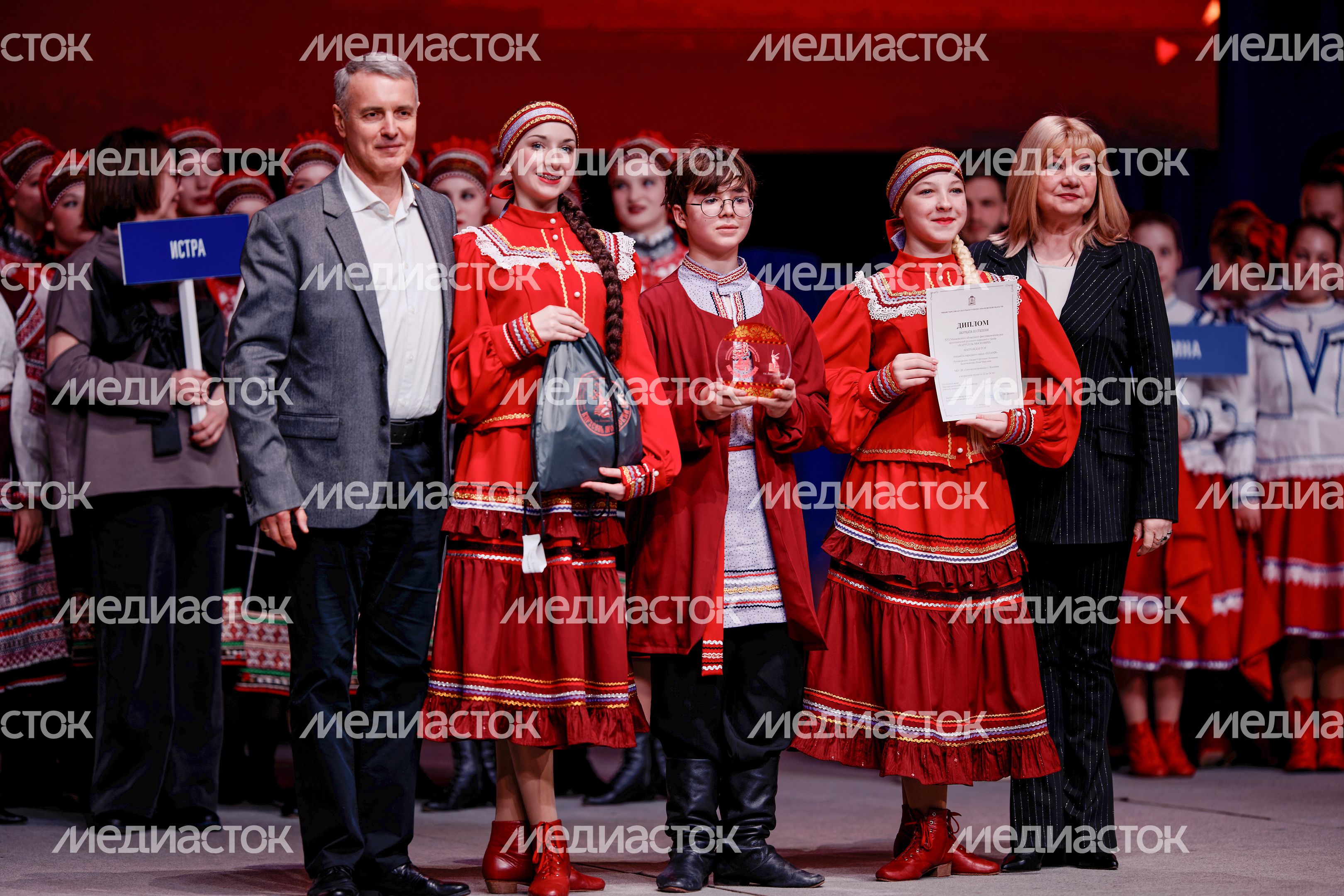 Конкурс русского народного танца «Карусель Московии» в Люберцах Конкурс русского народного танца «Карусель Московии» в Люберцах