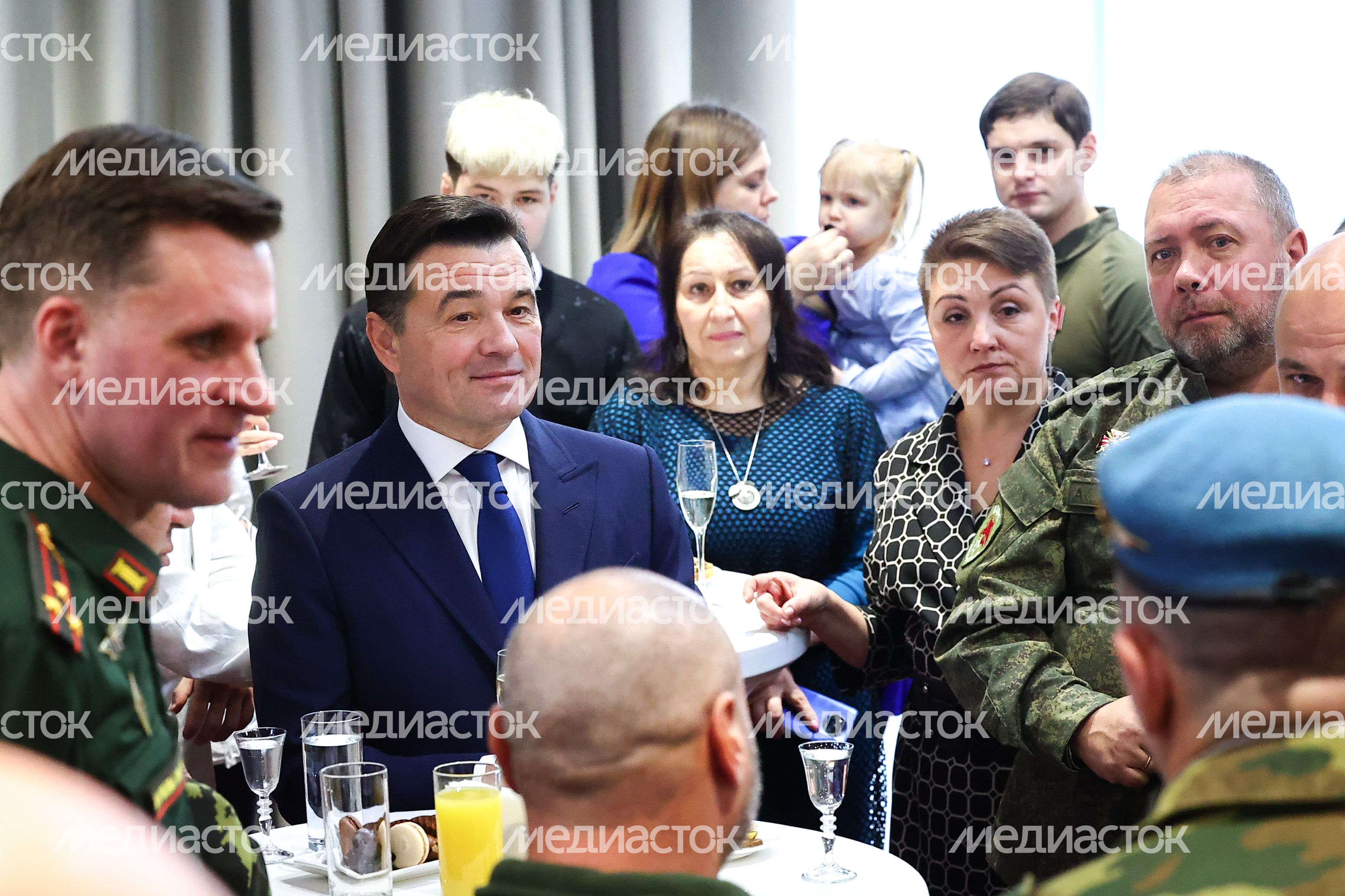 Награждение добровольцев из отряда «БАРС» Губернатором Подмосковья