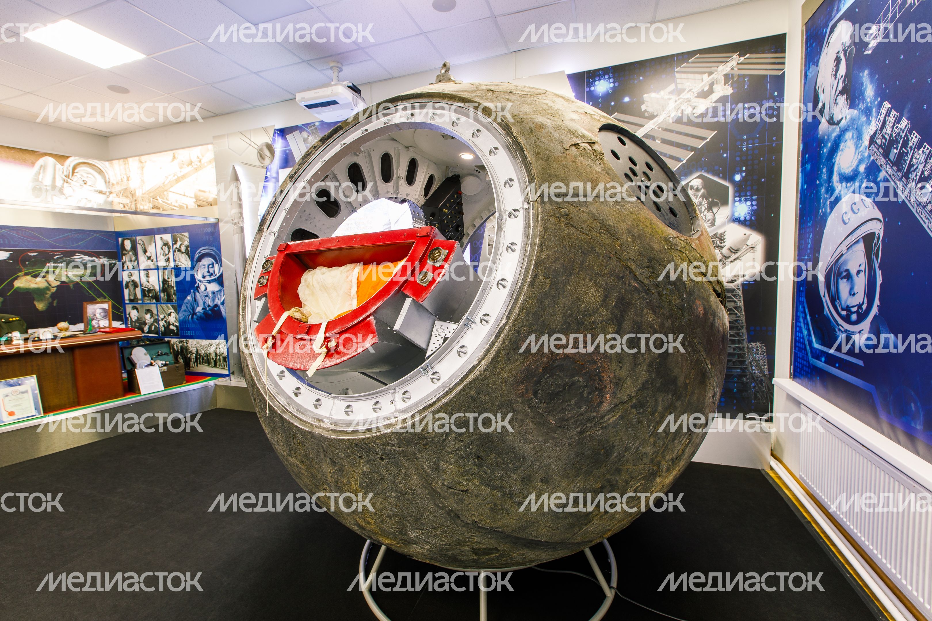 Краснознаменск. Экспозиционно-выставочный центр Краснознаменск. Экспозиционно-выставочный центр