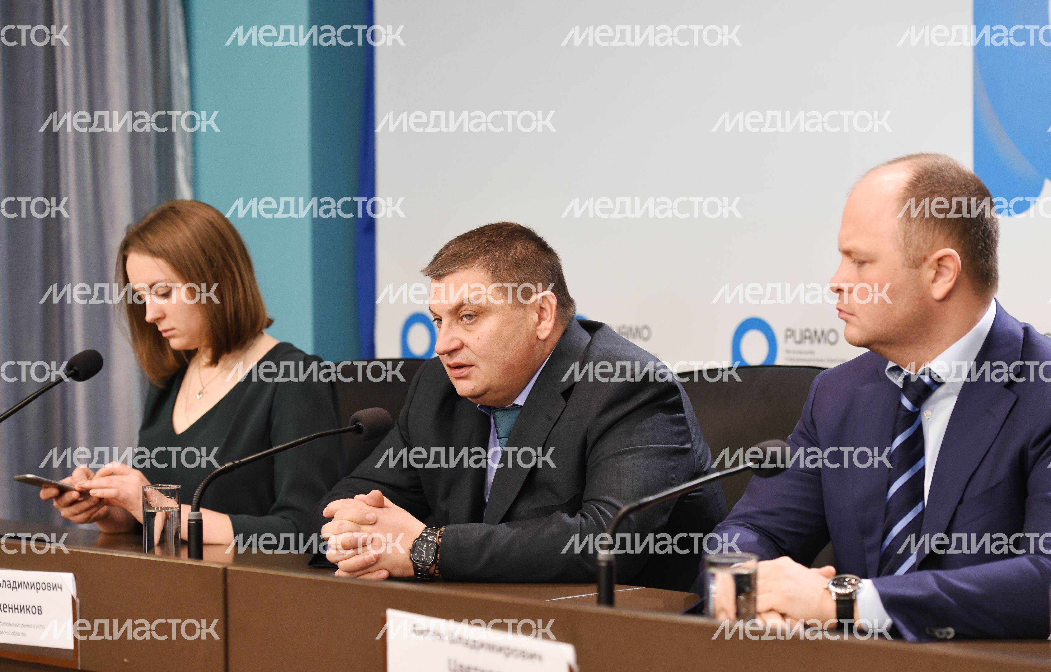 Пресс-конференция министра потребительского рынка и услуг Московской области Владимира Посаженникова Пресс-конференция министра потребительского рынка и услуг Московской области Владимира Посаженникова