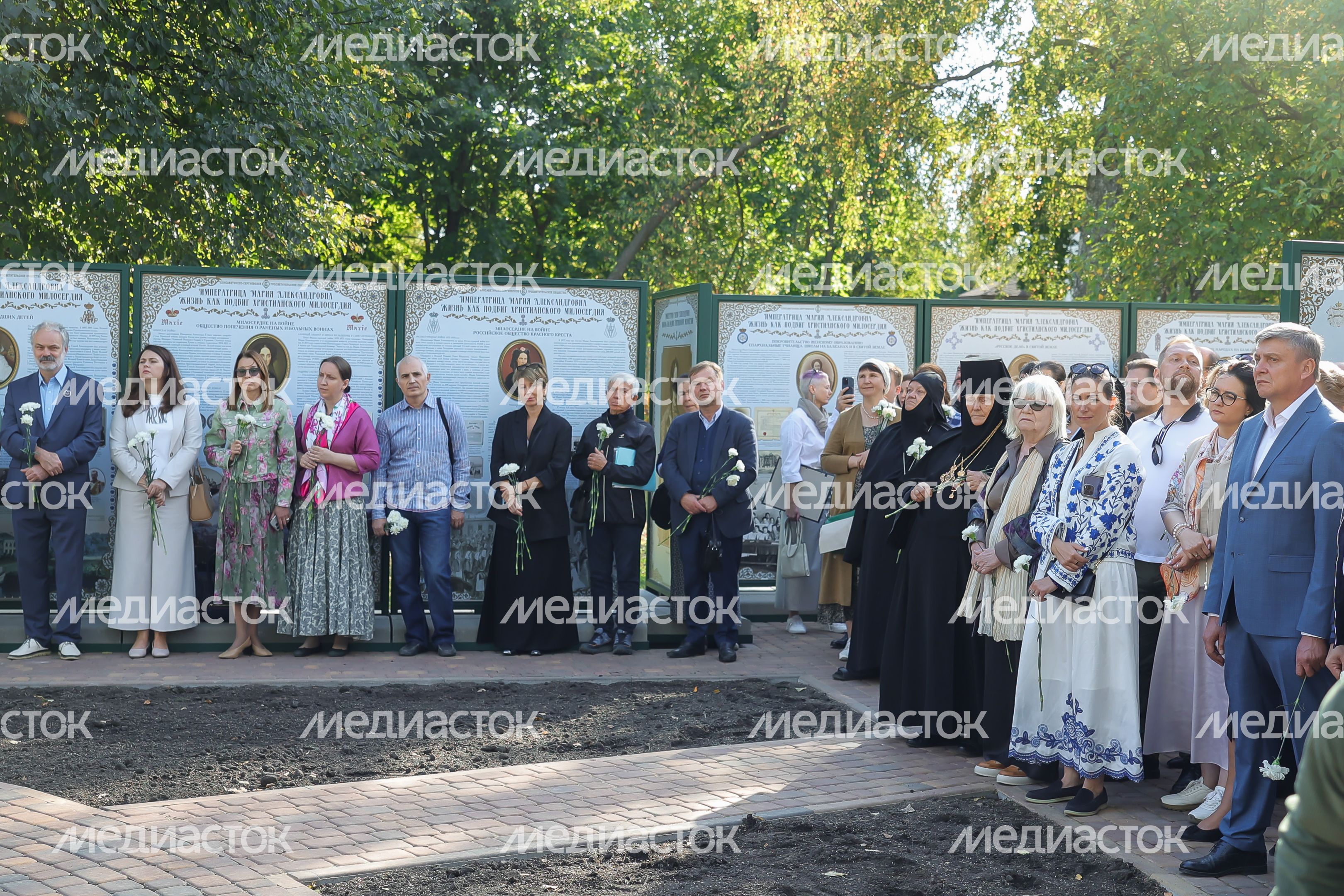 Открытие памятника императрице Марии Александровне в Ильинском-Усово Открытие памятника императрице Марии Александровне в Ильинском-Усово