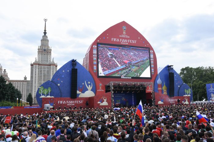 Открытие Чемпионата мира по футболу в Москве на Воробьёвых горах
