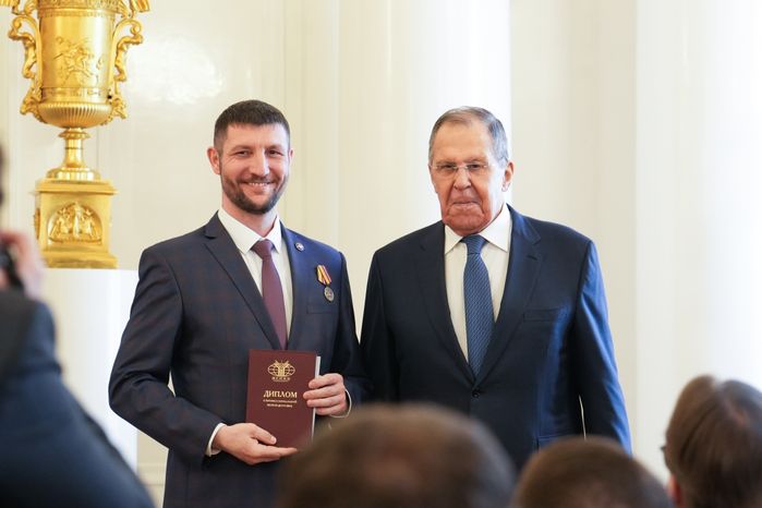 В МИДе вручили дипломы ветеранам СВО, прошедшим обучение для работы на госслужбе
