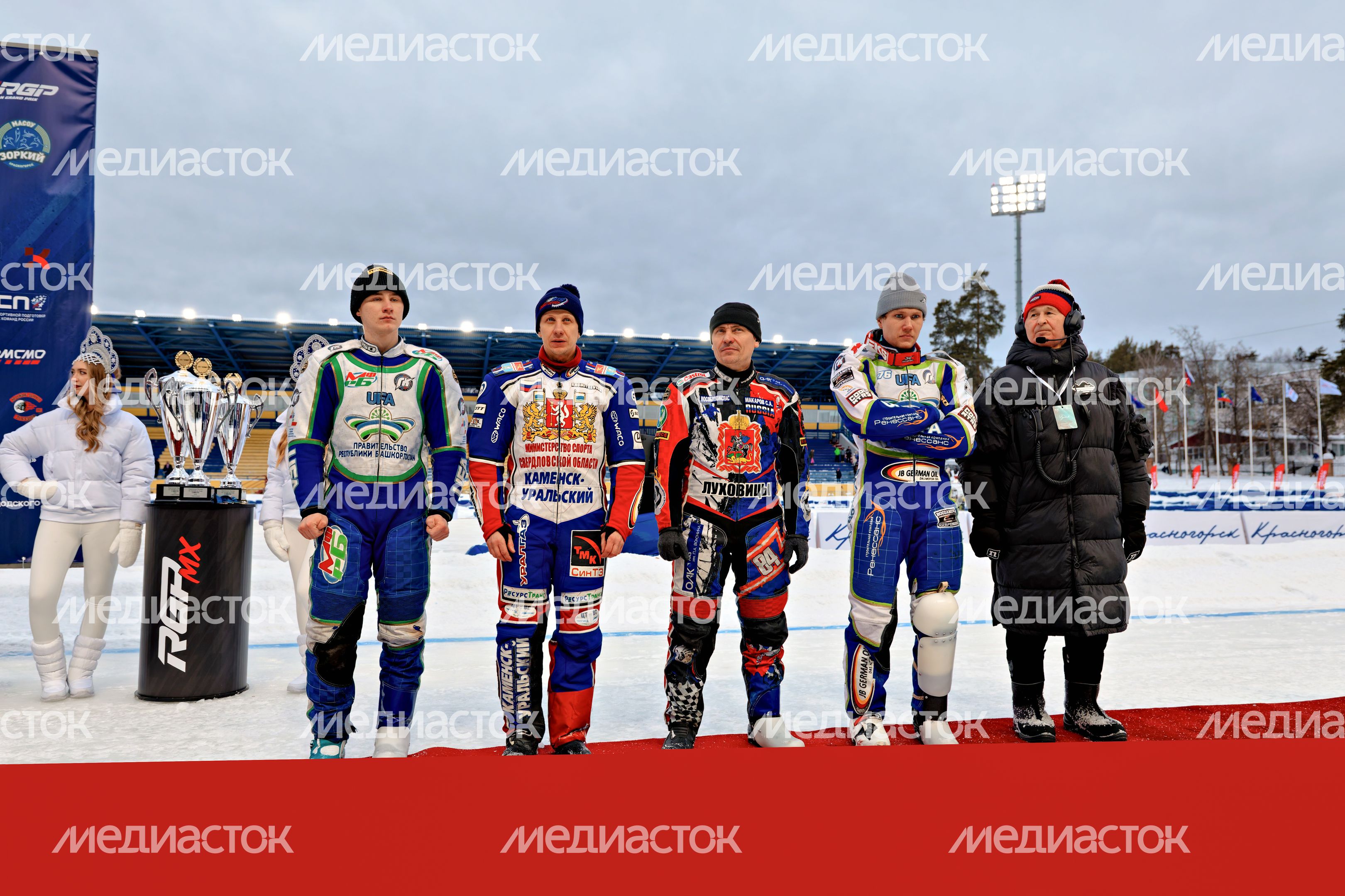 Второй день суперфинала личного чемпионата России по ледовому спидвею в Красногорске Второй день суперфинала личного чемпионата России по ледовому спидвею в Красногорске