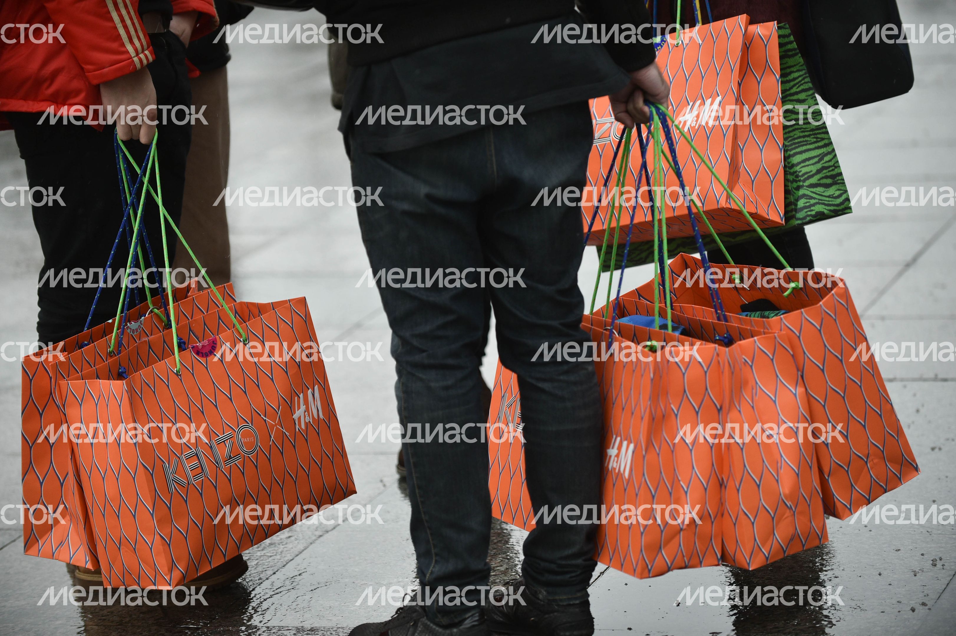 Открытие продаж коллекции KENZO для H&M Открытие продаж коллекции KENZO для H&M