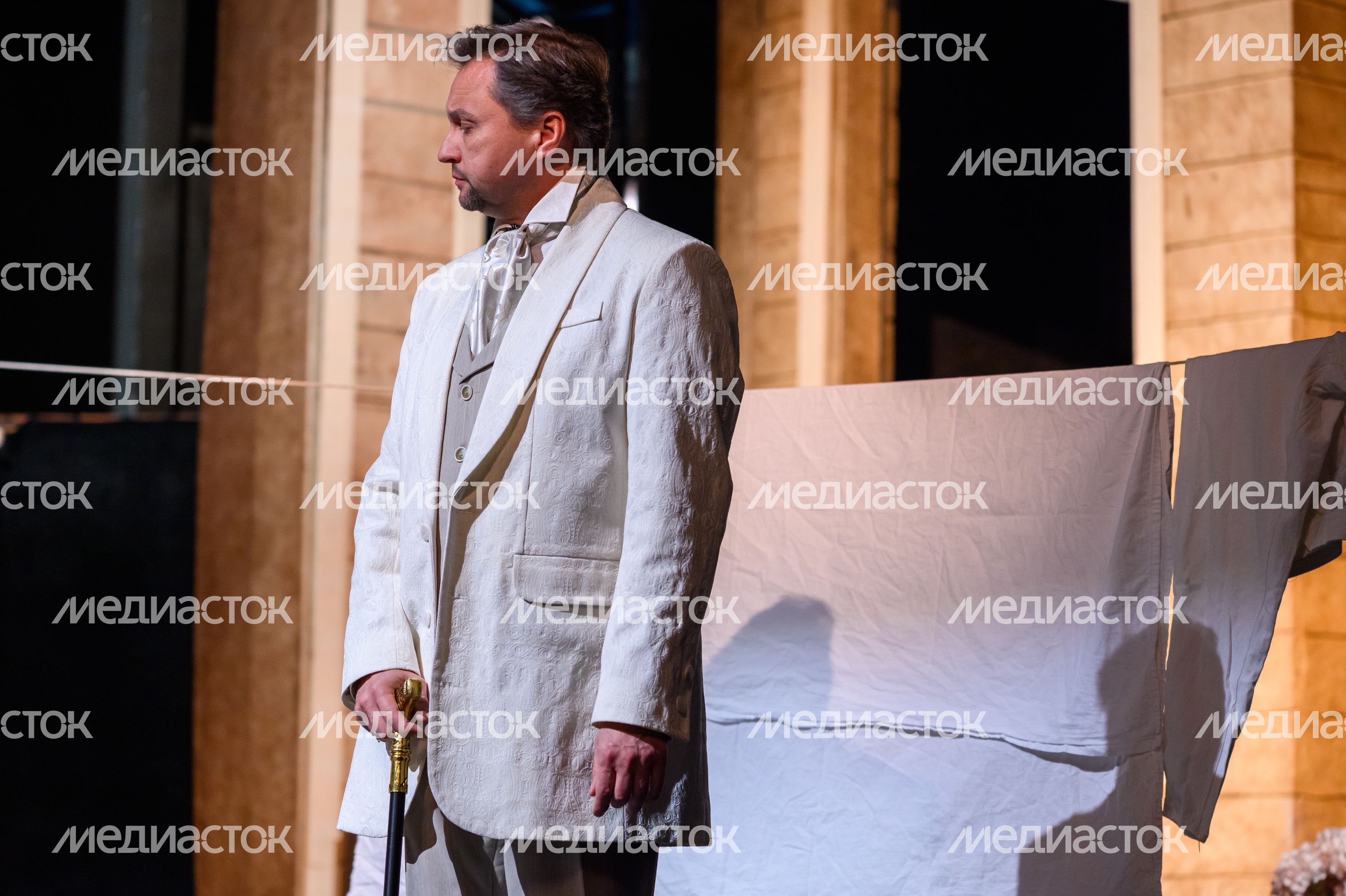 Премьера спектакля «Отцы и дети» по роману И. Тургенева в Мособлдраме Ногинска Премьера спектакля «Отцы и дети» по роману И. Тургенева в Мособлдраме Ногинска