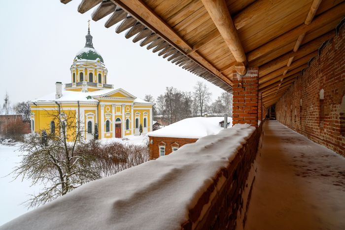 Иоанно-Предтеченский собор на территории Зарайского кремля