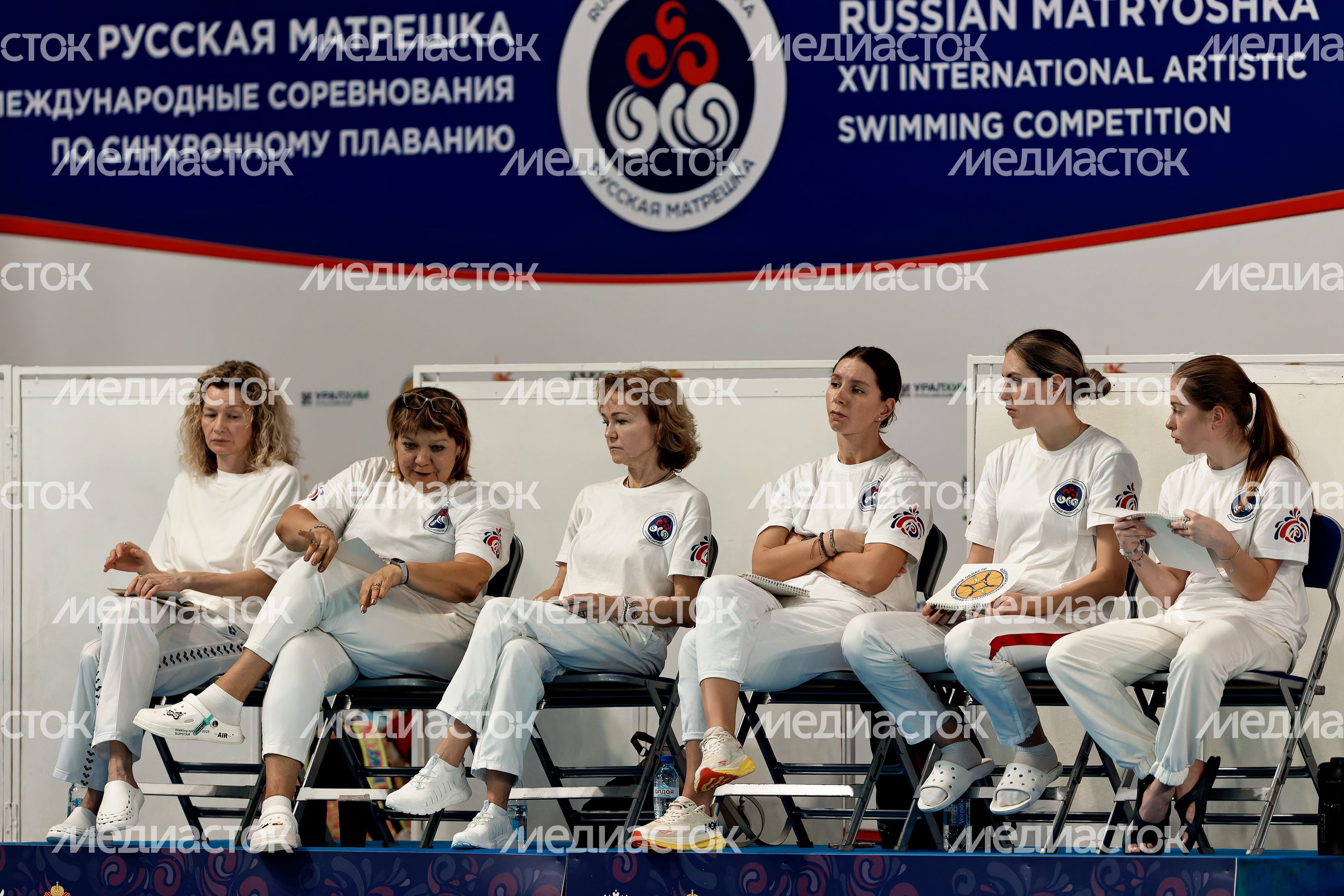 Соревнования по синхронному плаванию «Русская матрешка» в Чехове Соревнования по синхронному плаванию «Русская матрешка» в Чехове